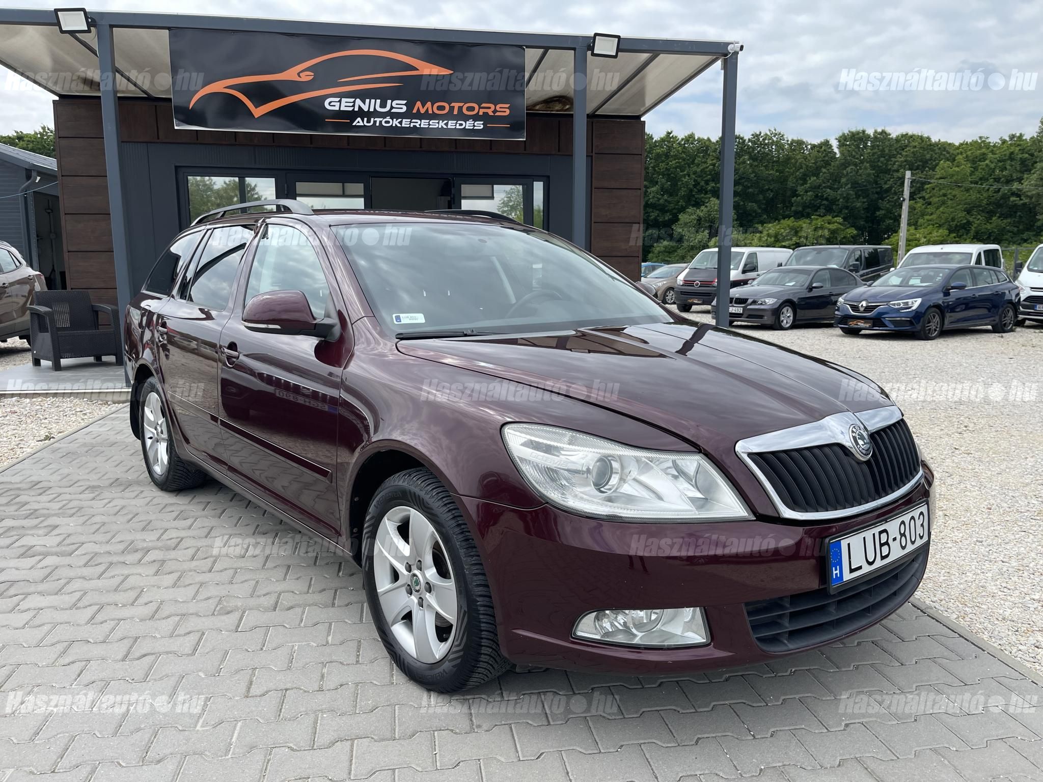 SKODA OCTAVIA 2010/9 - 1