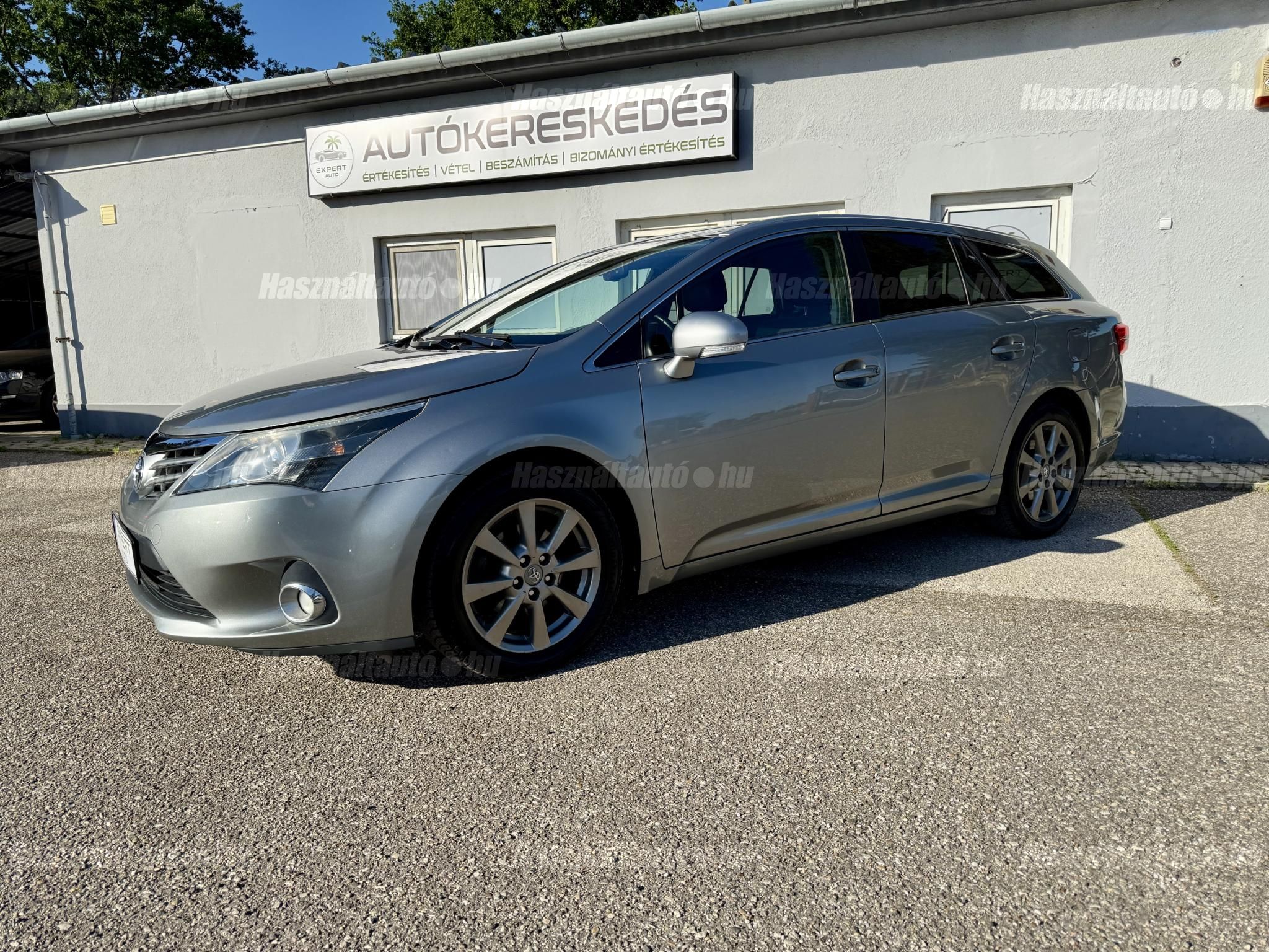 TOYOTA AVENSIS 2012/1 - 1