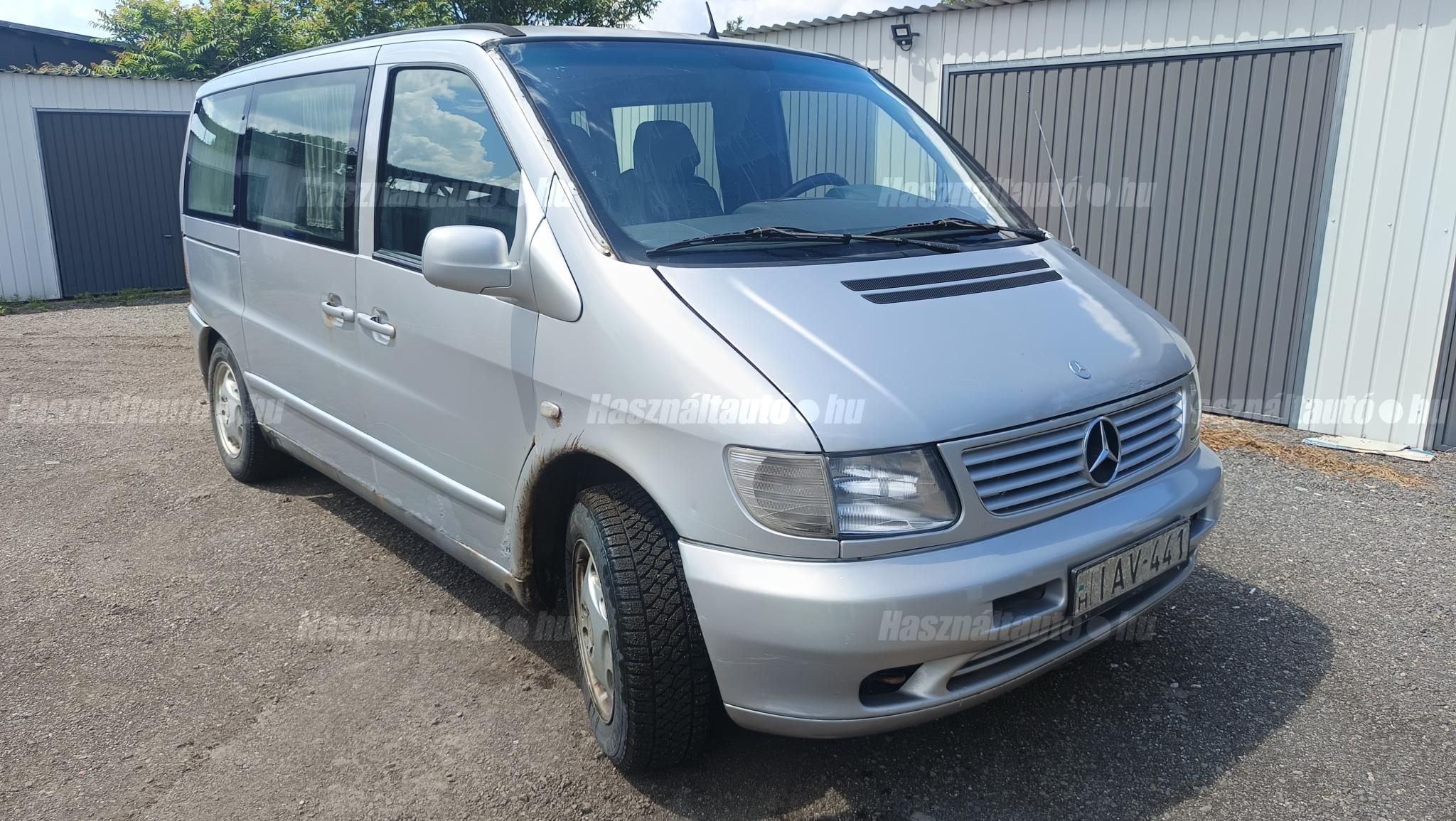 MERCEDES-BENZ V-OSZTÁLY 2002/6 - 1