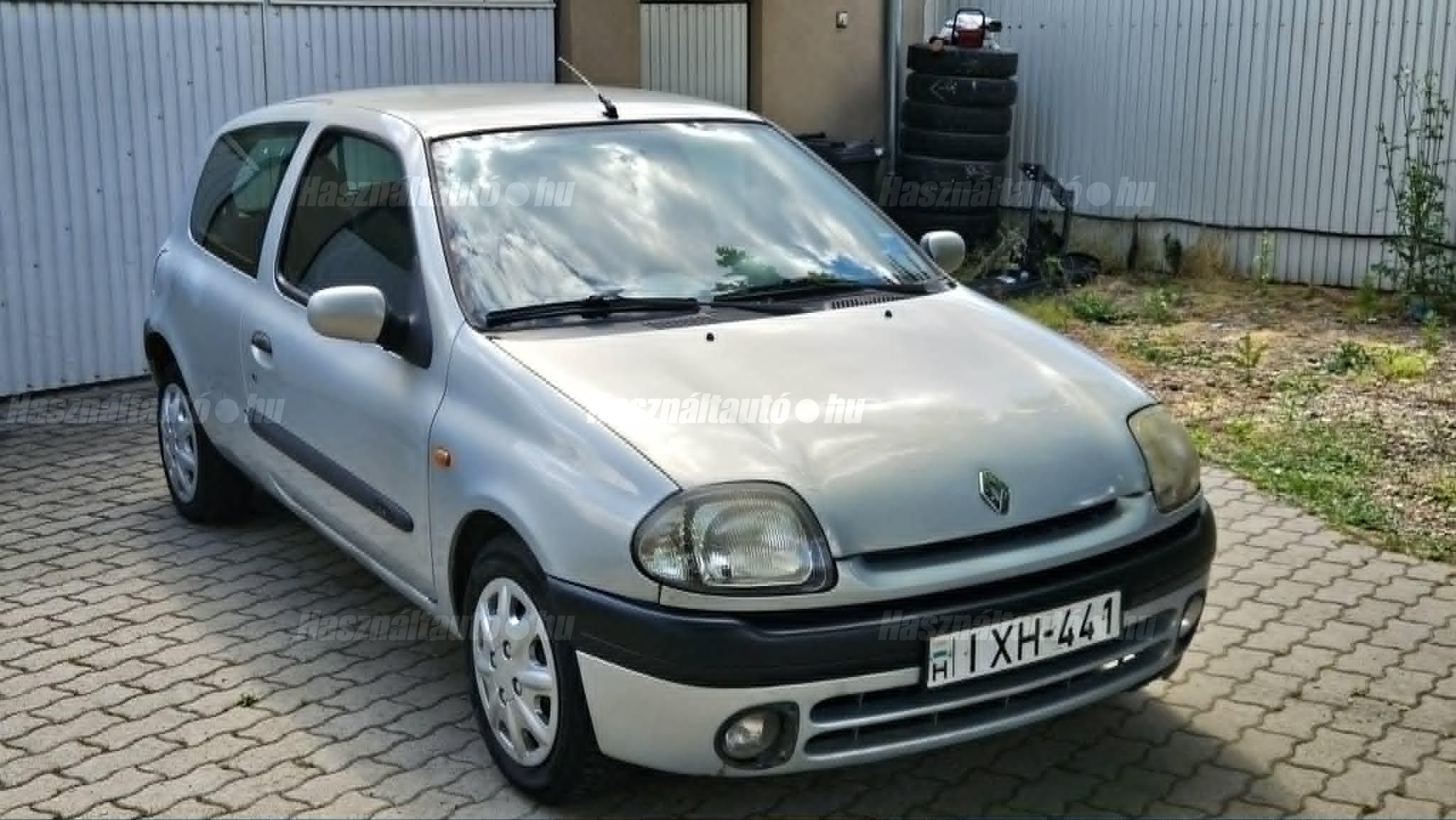 RENAULT CLIO 1999/5 - 1