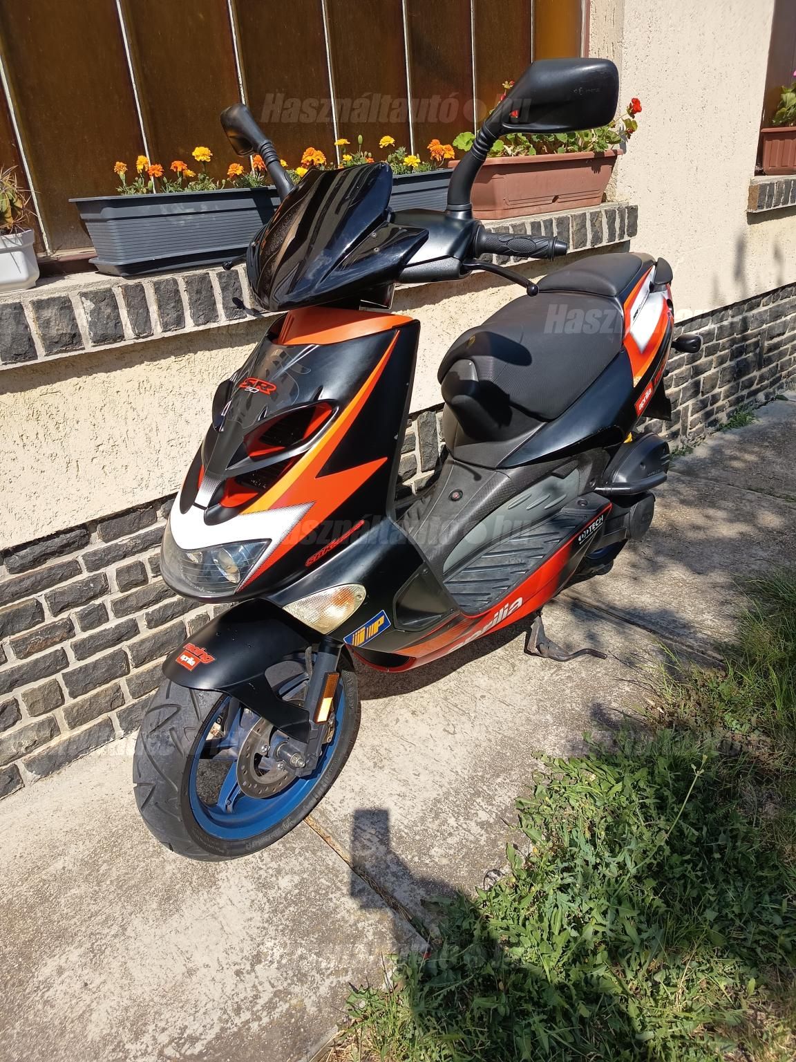 APRILIA SR 50 2002/8 - 1