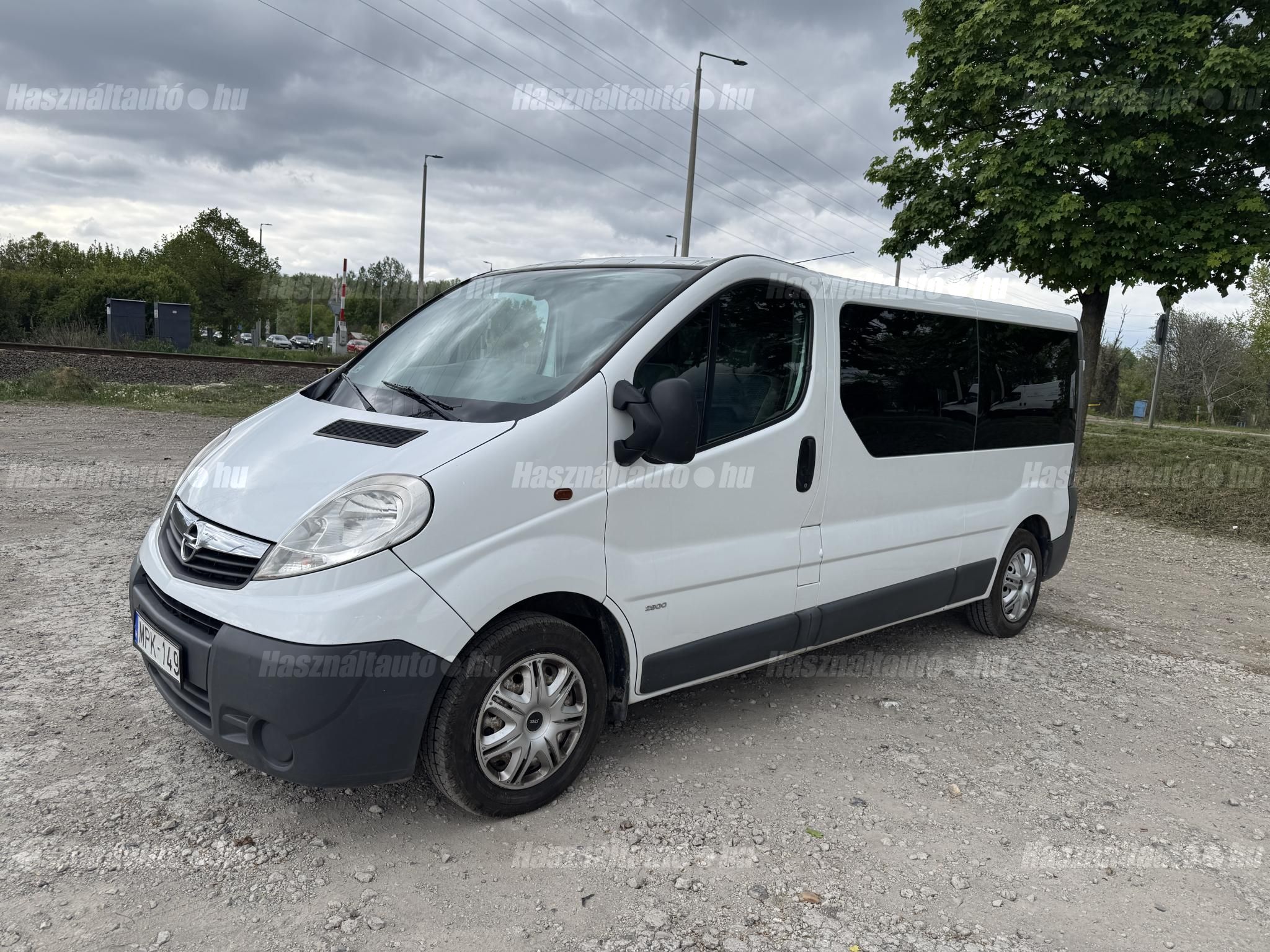 OPEL VIVARO 2011/5 - 1
