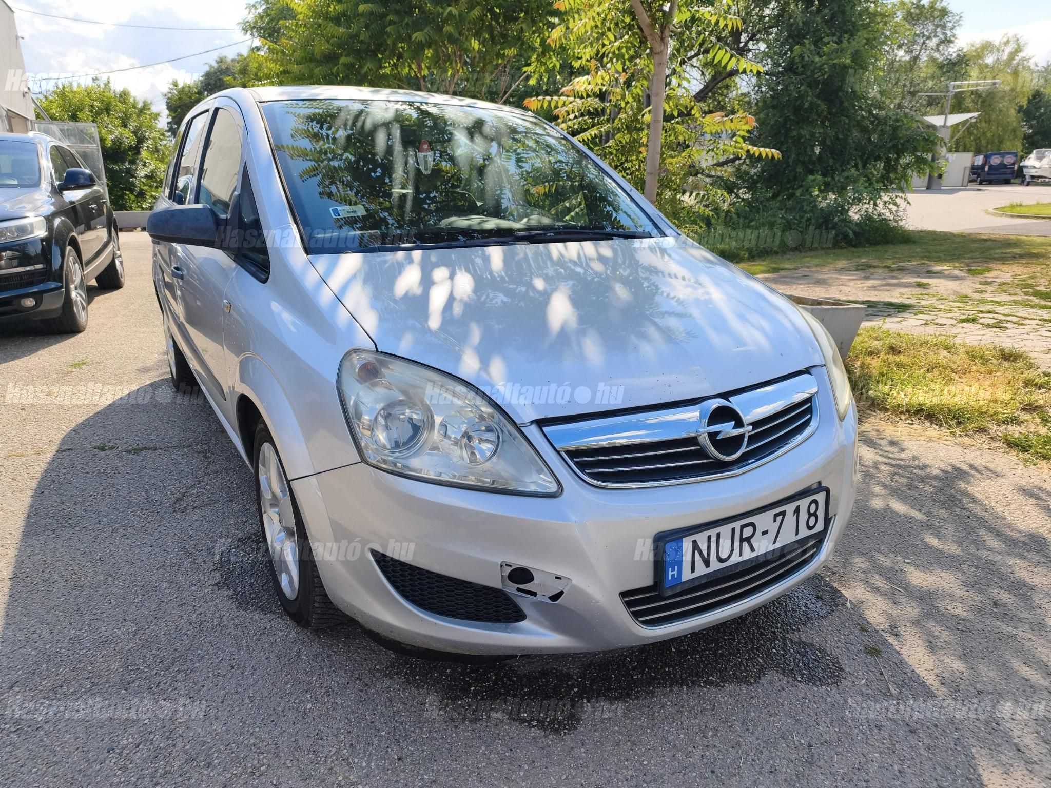 OPEL ZAFIRA B 2009/4 - 1