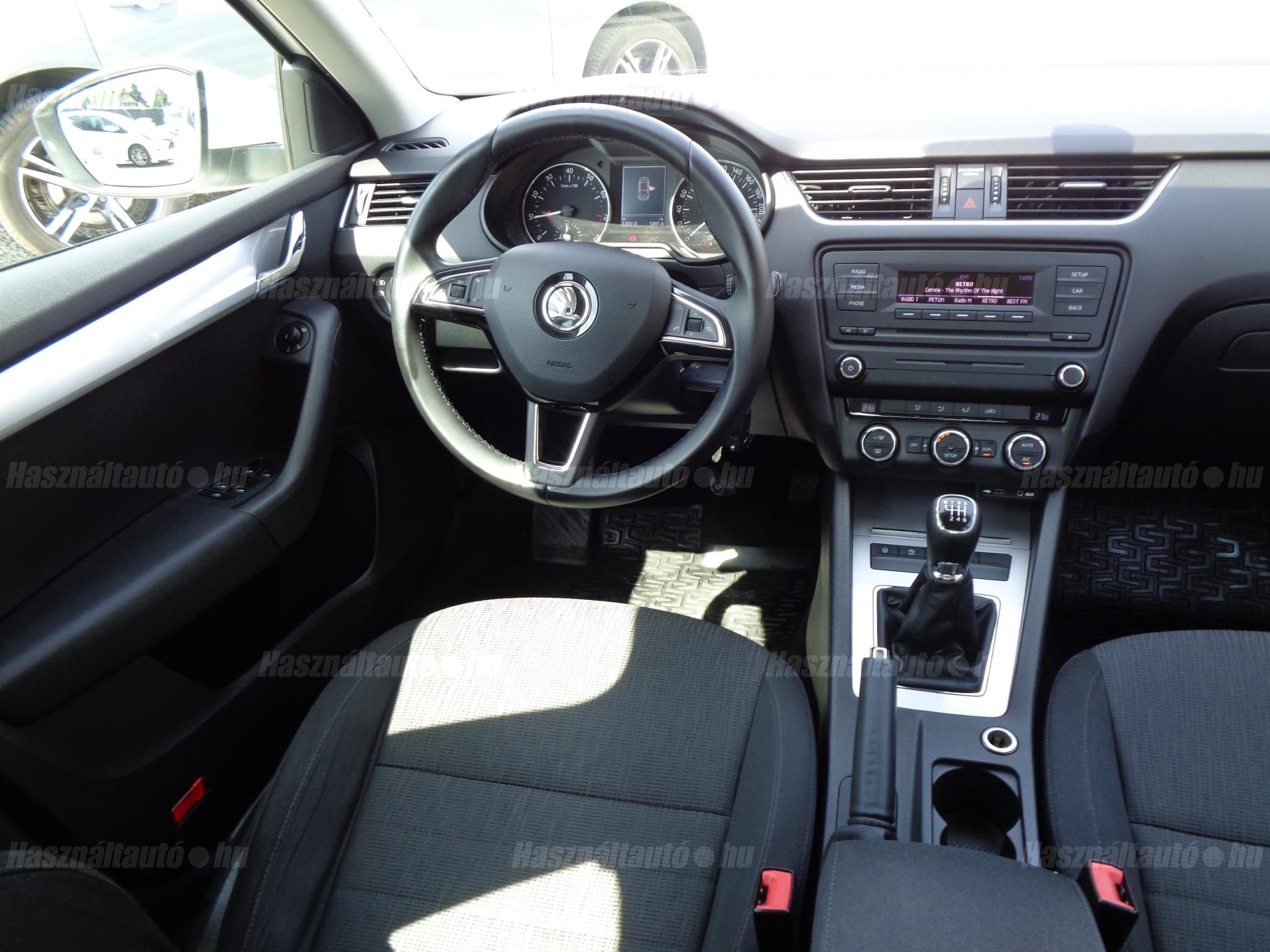 SKODA OCTAVIA 2014/4 - 1