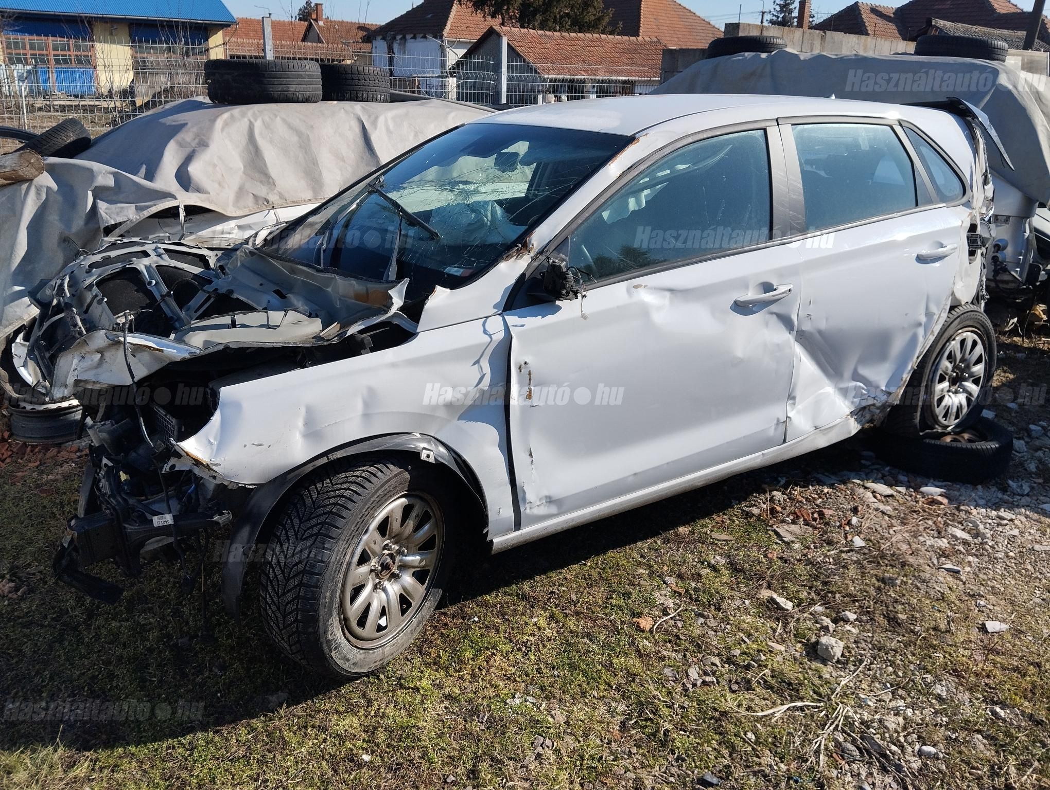 HYUNDAI I30 2020/5 - 1