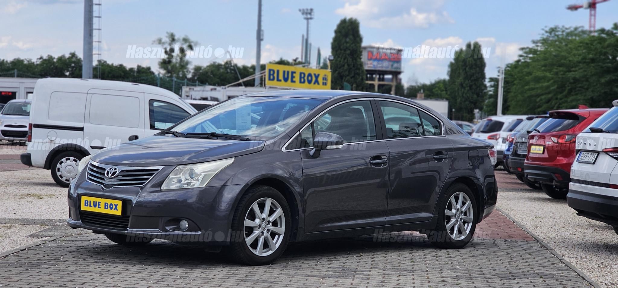 TOYOTA AVENSIS 2011/6 - 1