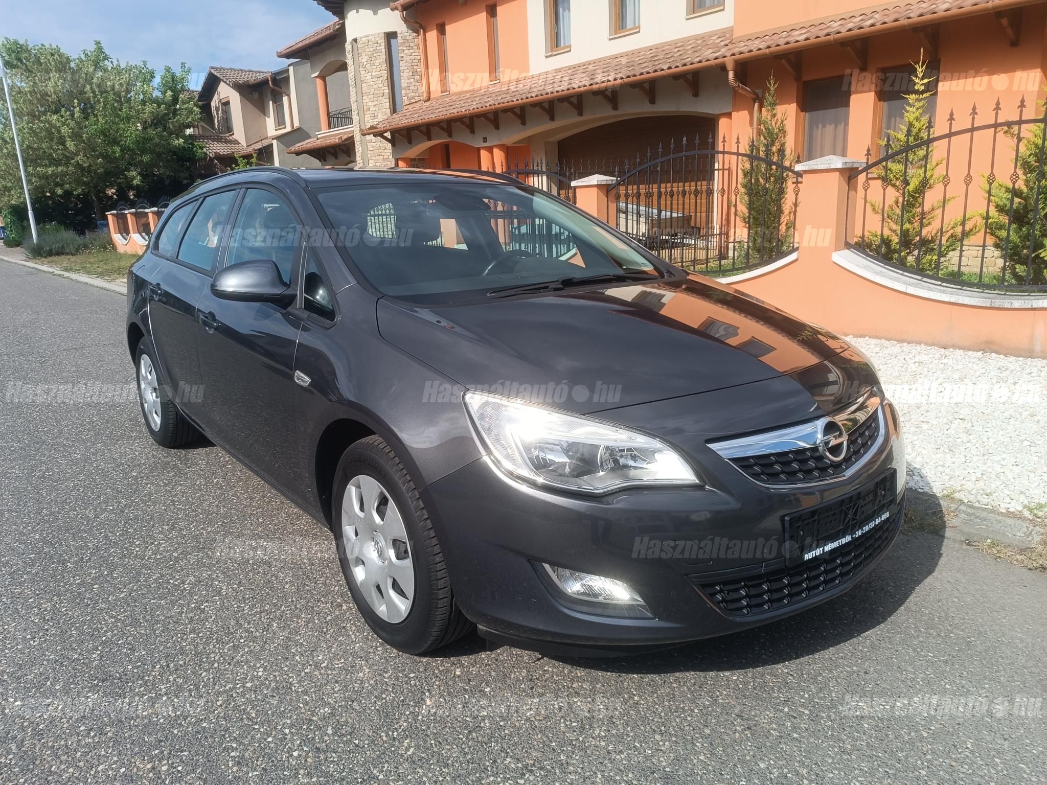OPEL ASTRA J 2012/6 - 1