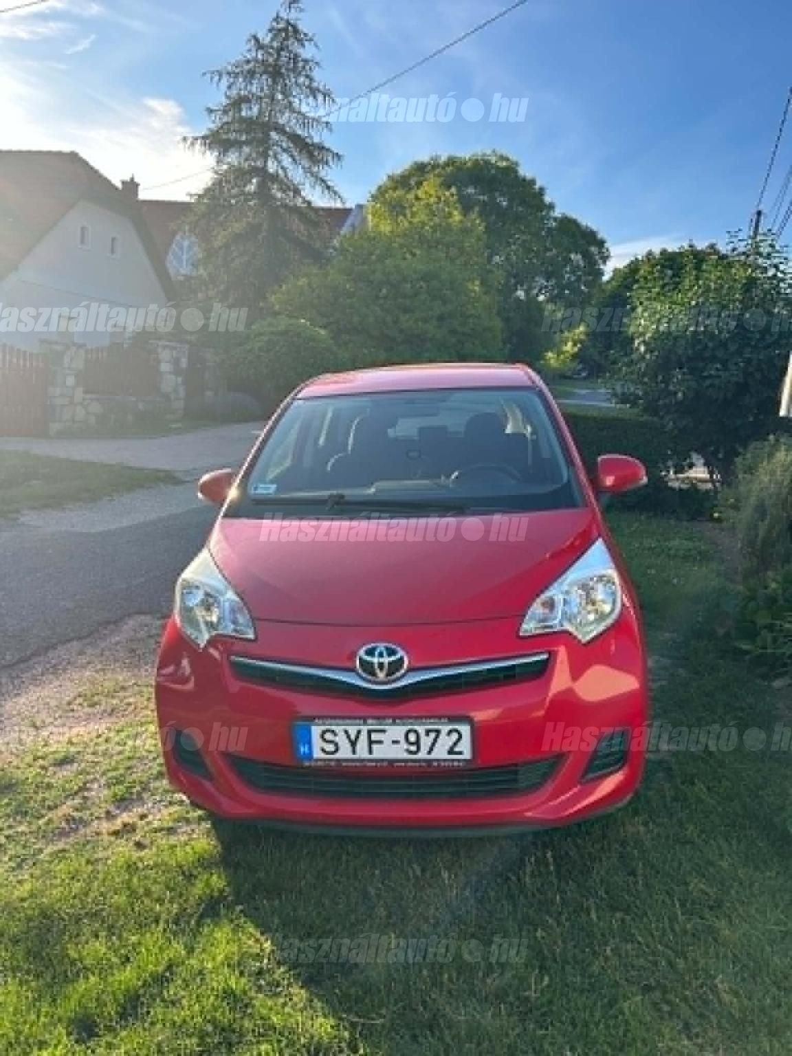 TOYOTA VERSO-S 2012/2 - 1