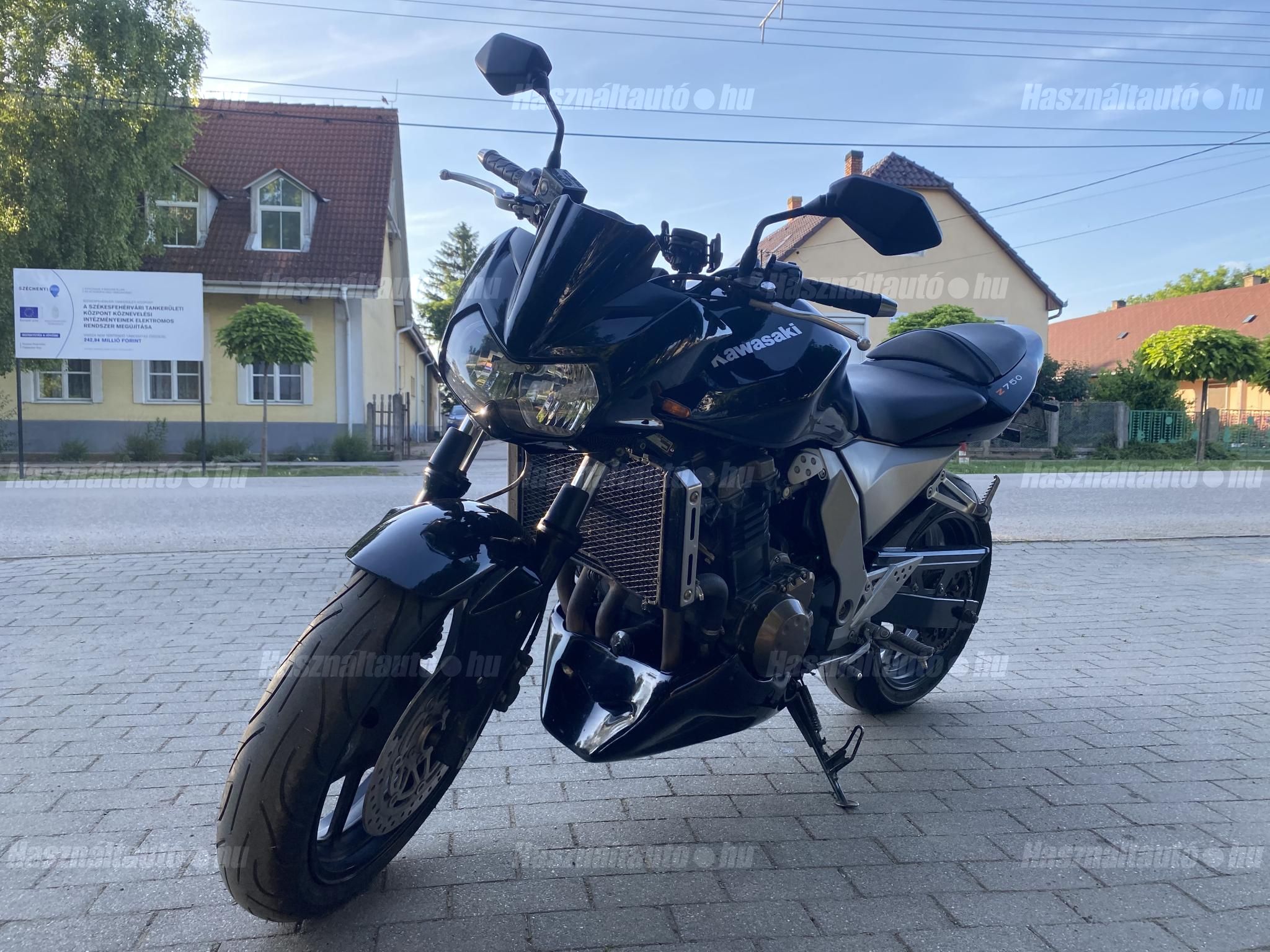 KAWASAKI Z 750 2004/2 - 1