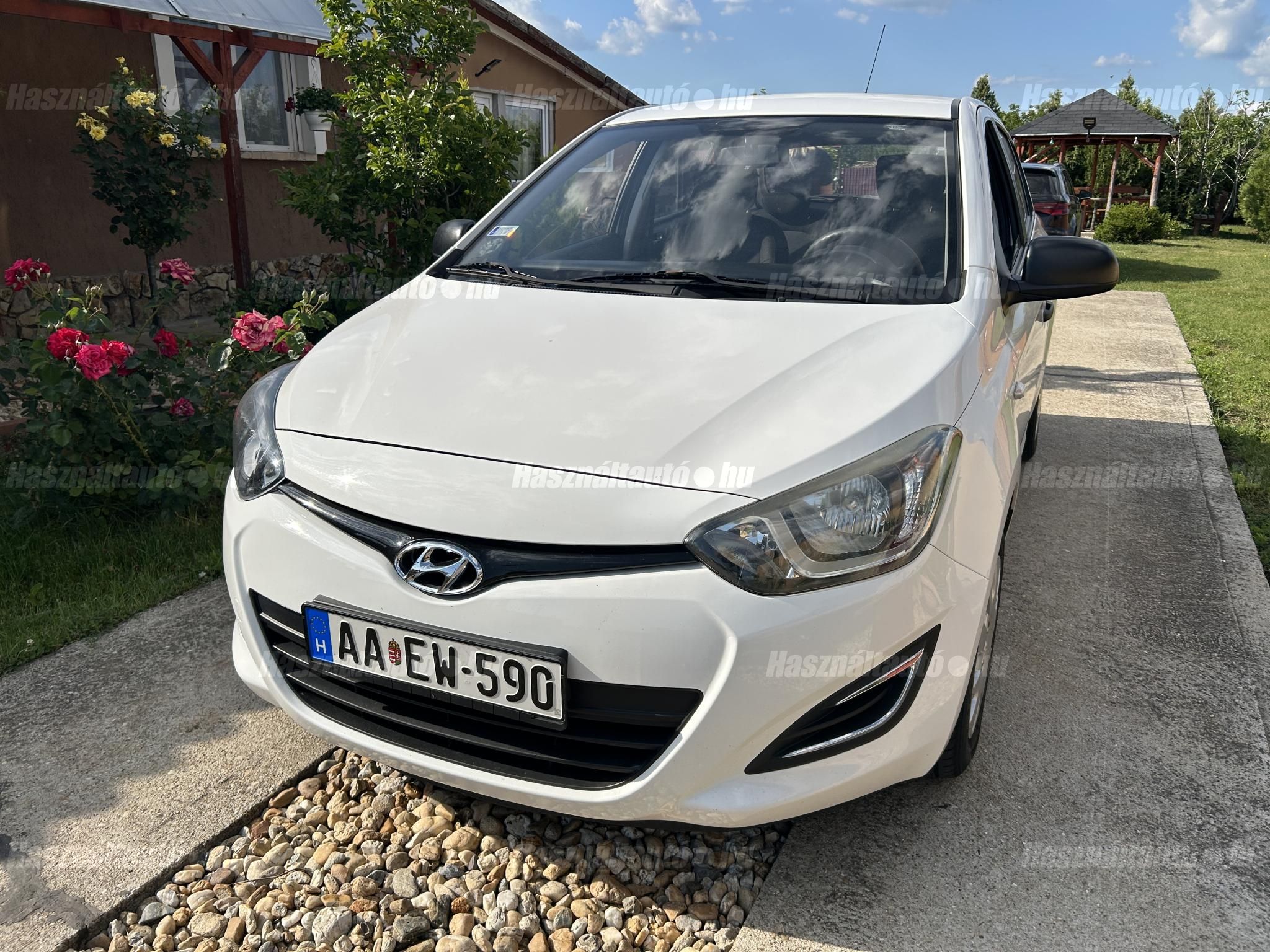 HYUNDAI I20 2013/10 - 1
