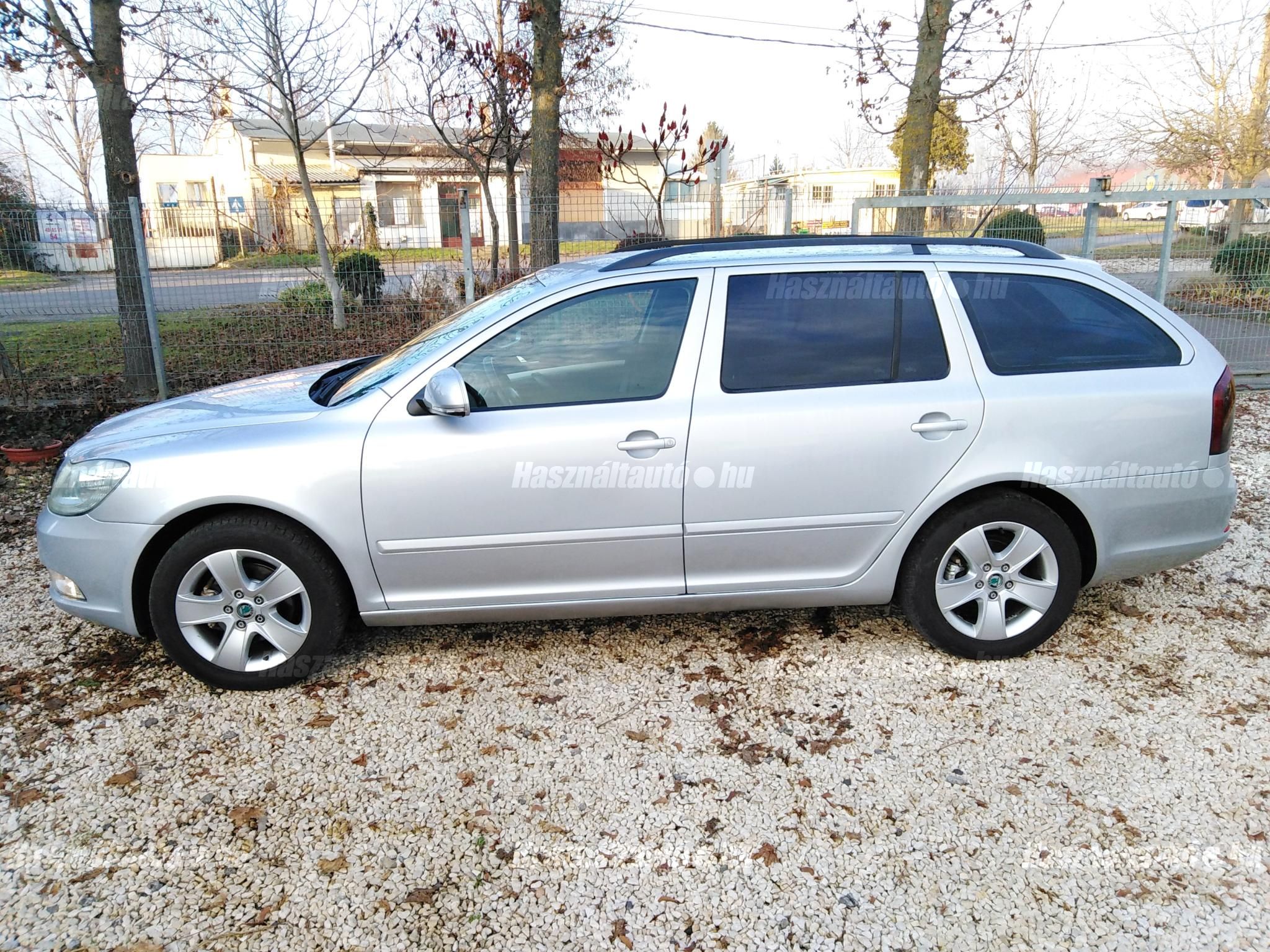 SKODA OCTAVIA 2009/6 - 1