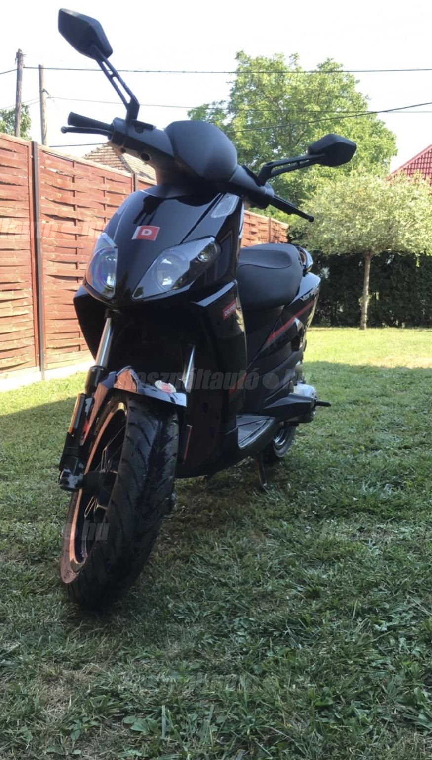 DERBI VARIANT 2015/7 - 1