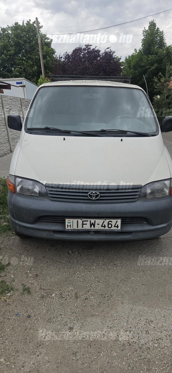 TOYOTA HIACE 2002/11 - 1