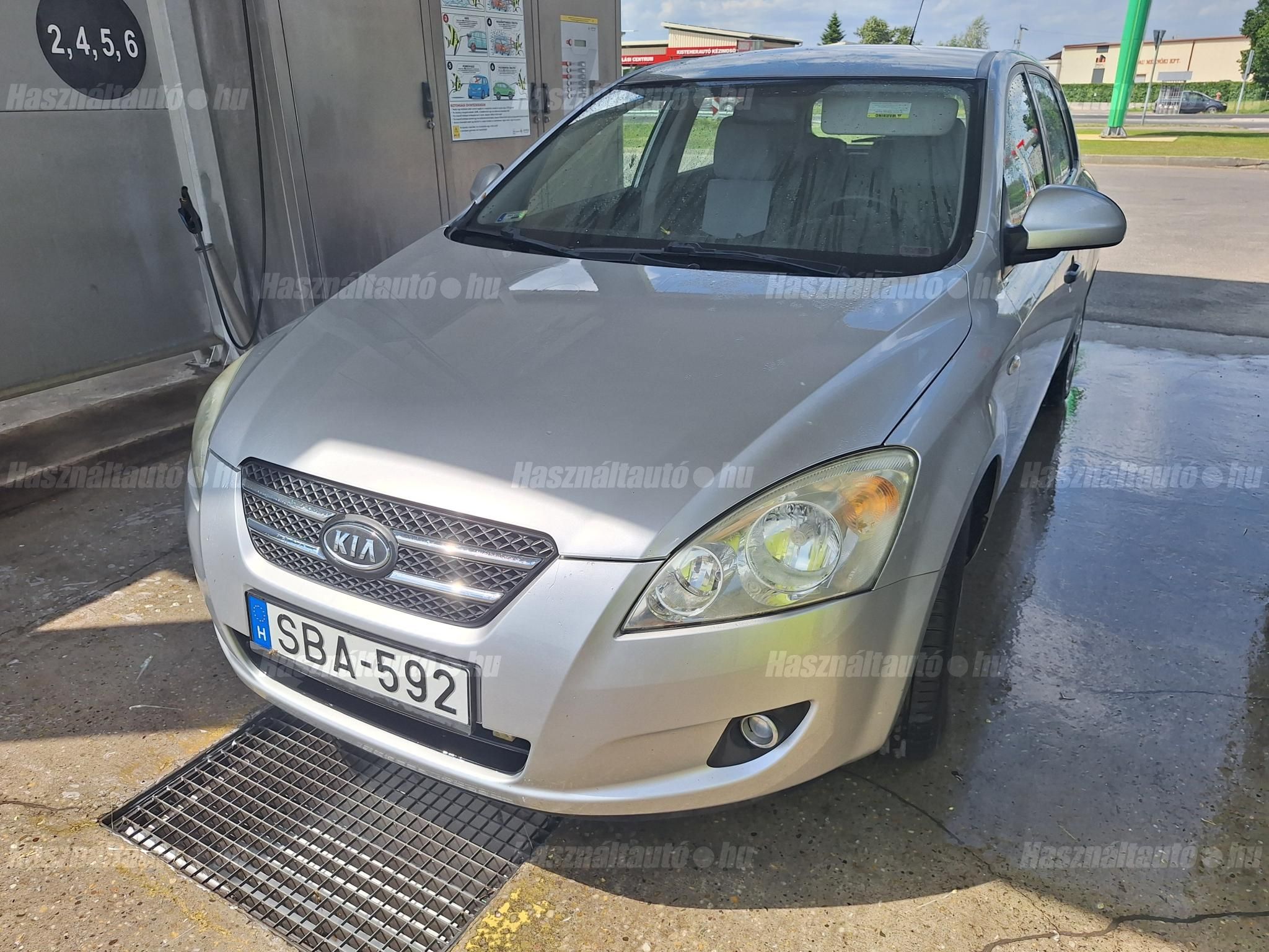 KIA CEE'D 2009/9 - 1