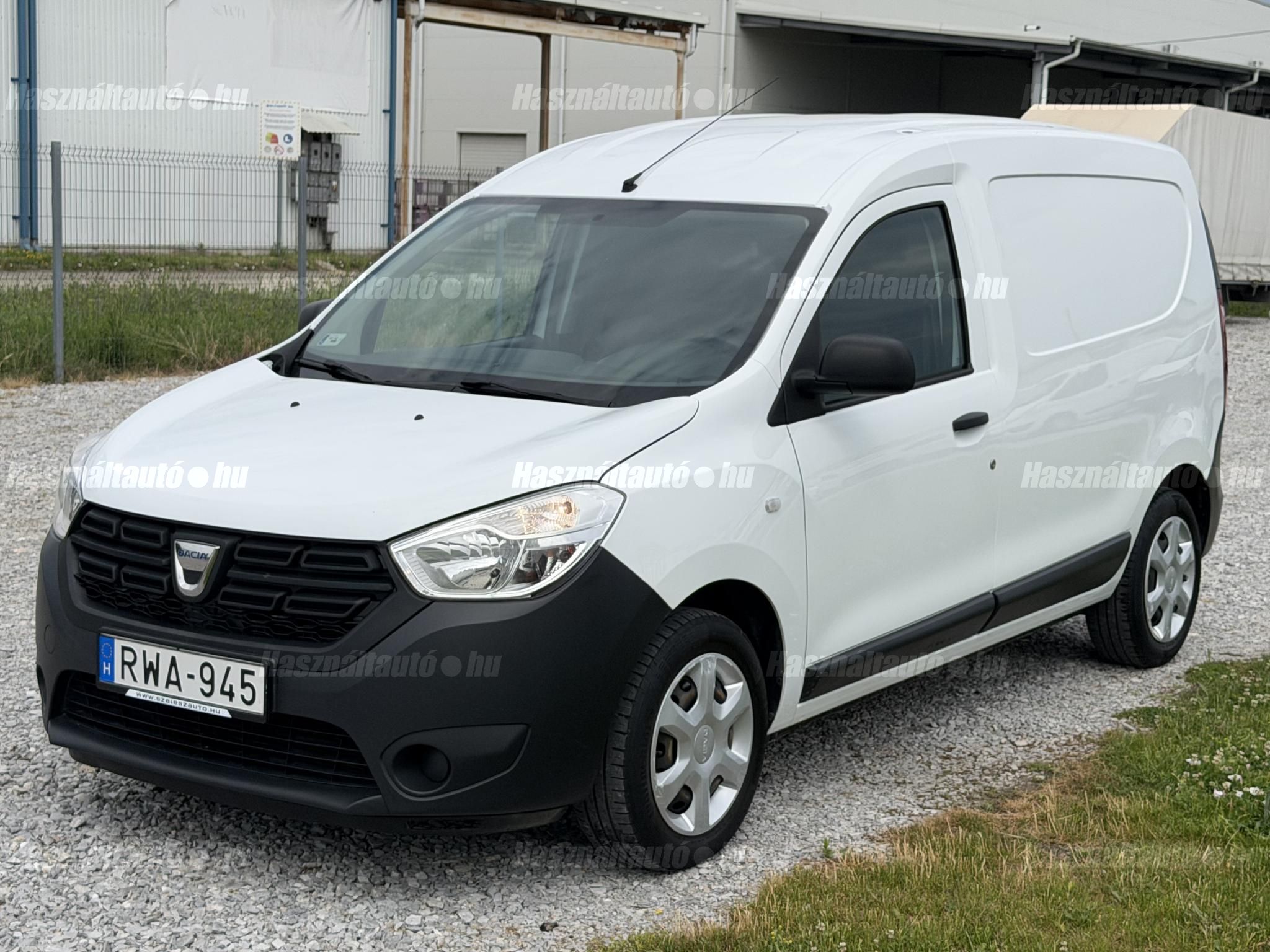 DACIA DOKKER 2019/11 - 1