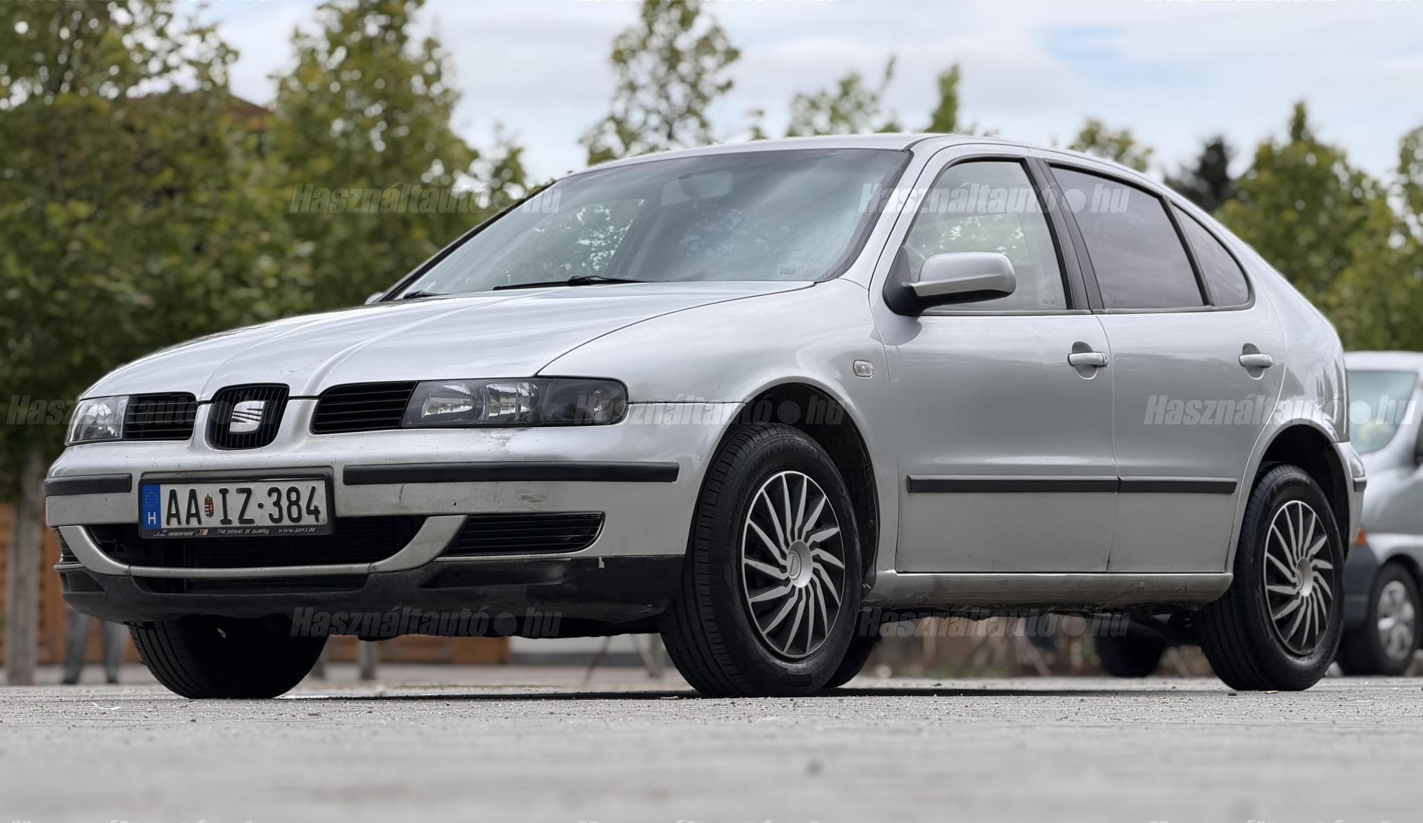 SEAT LEON 2000/6 - 1