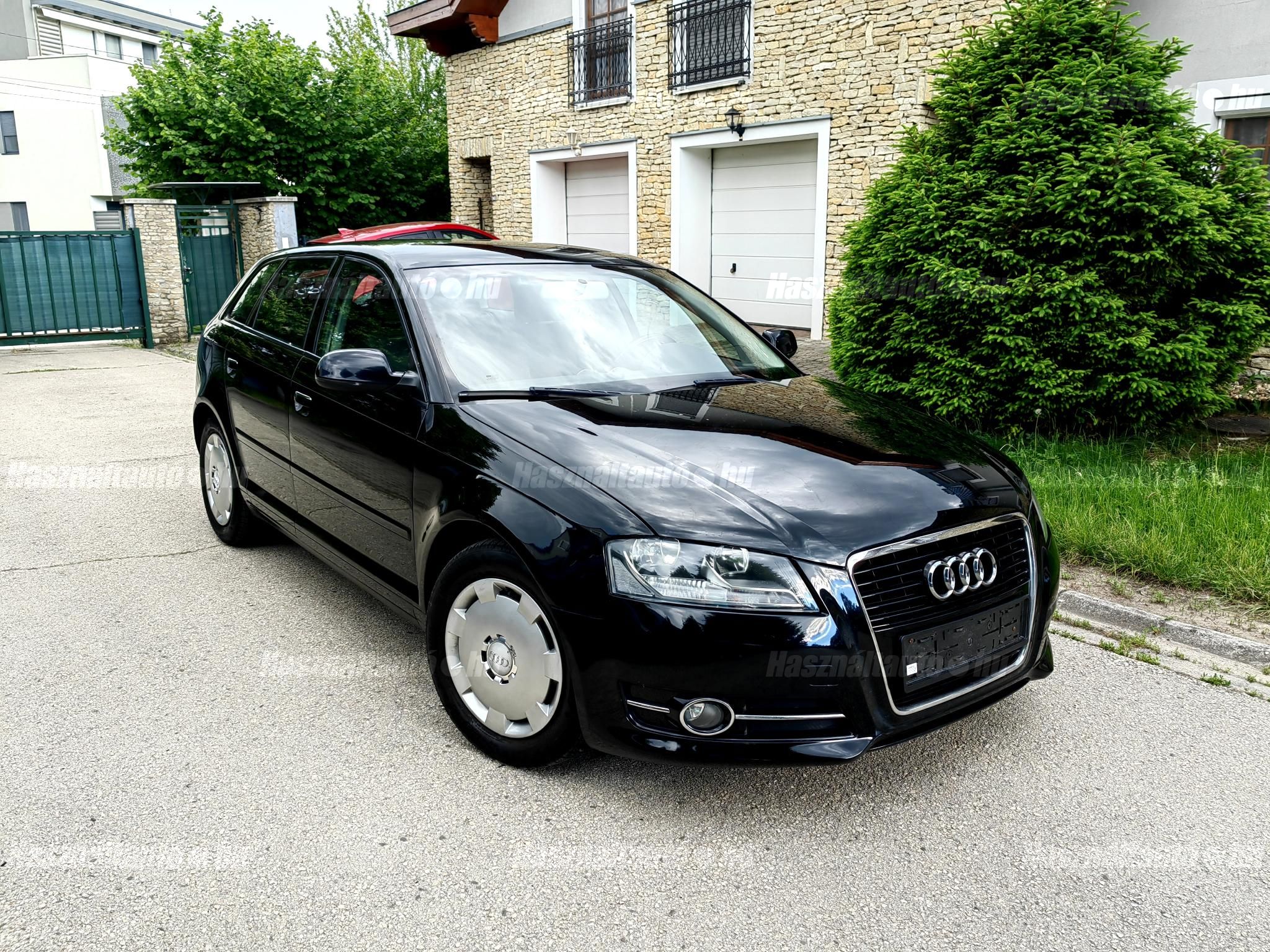 AUDI A3 2012/10 - 1