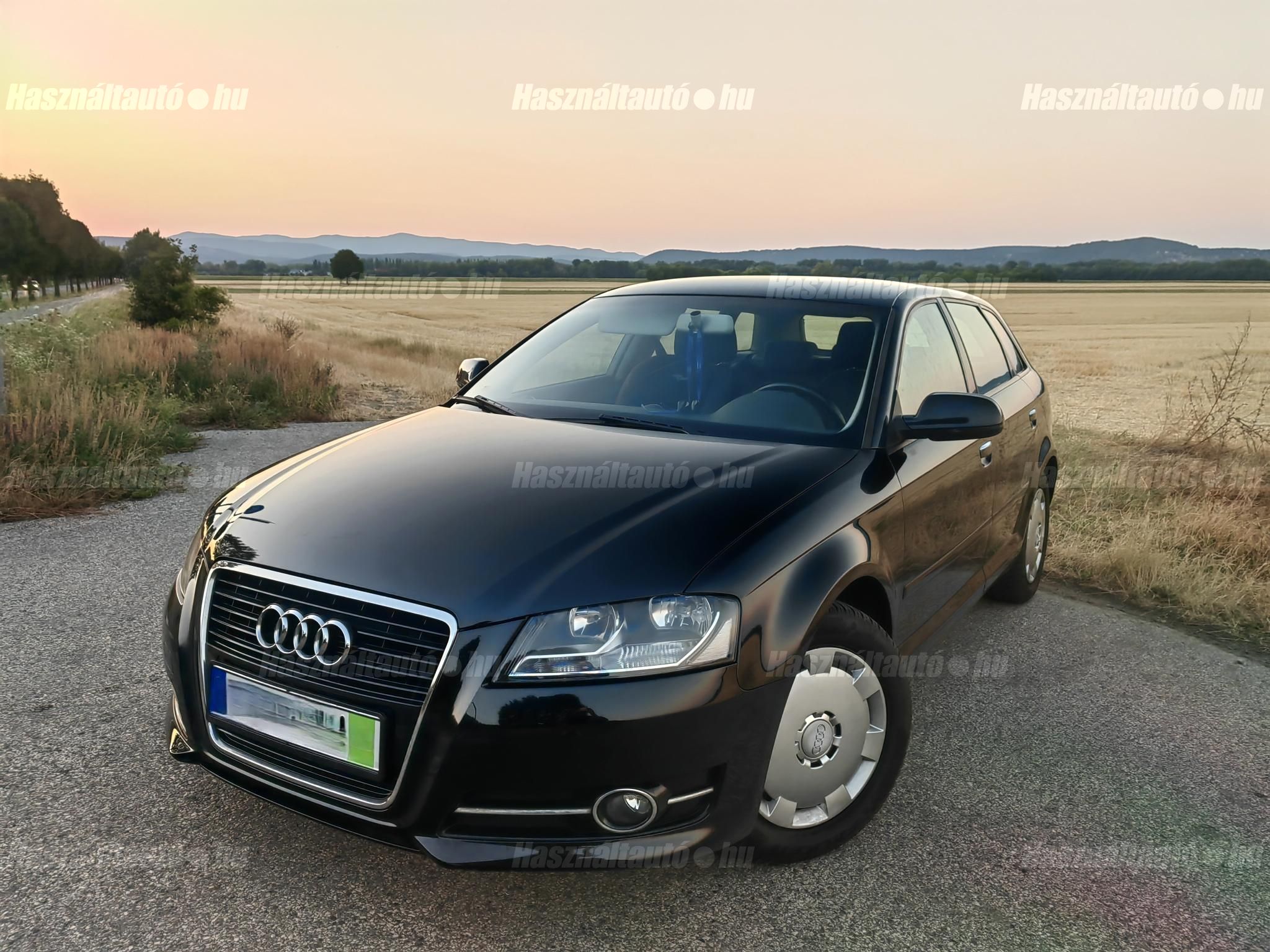 AUDI A3 2012/10 - 1