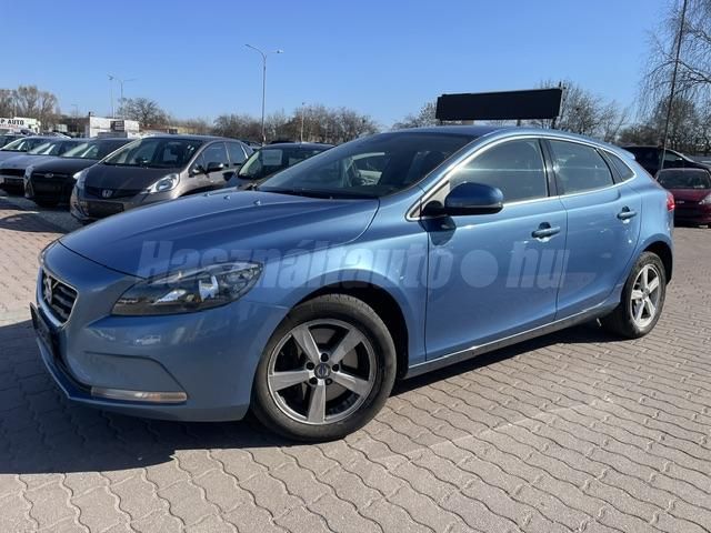 VOLVO V40 2015/9 - 1