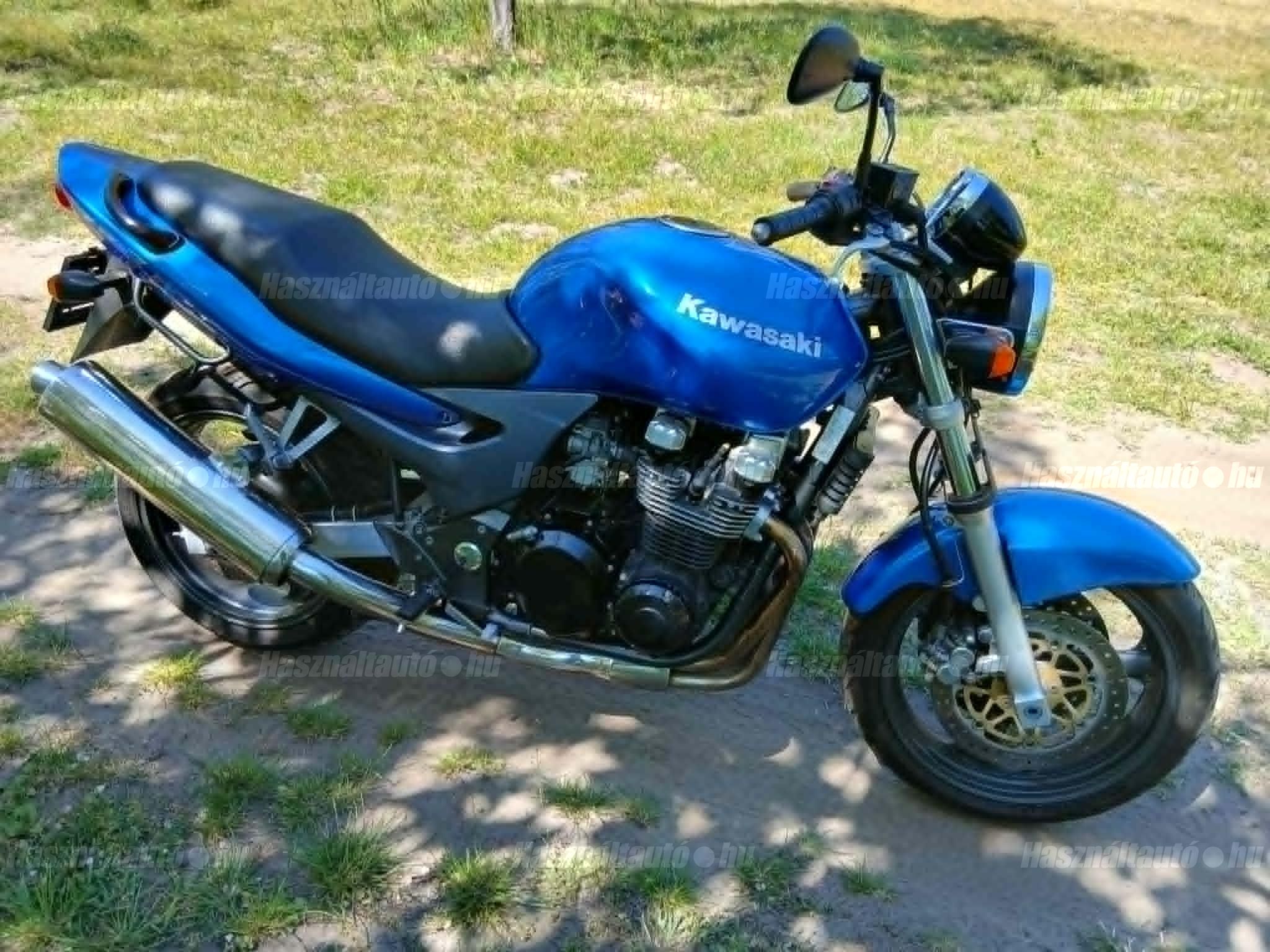 KAWASAKI ZR-7 2002/3 - 1
