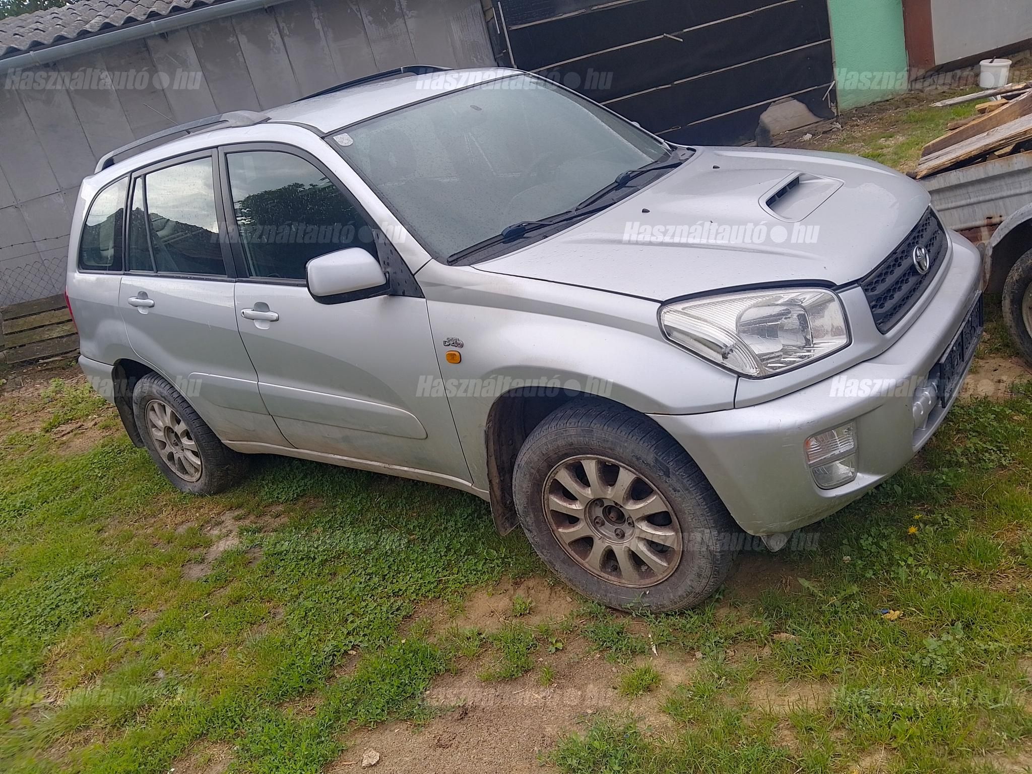 TOYOTA RAV 4 2002 - 1