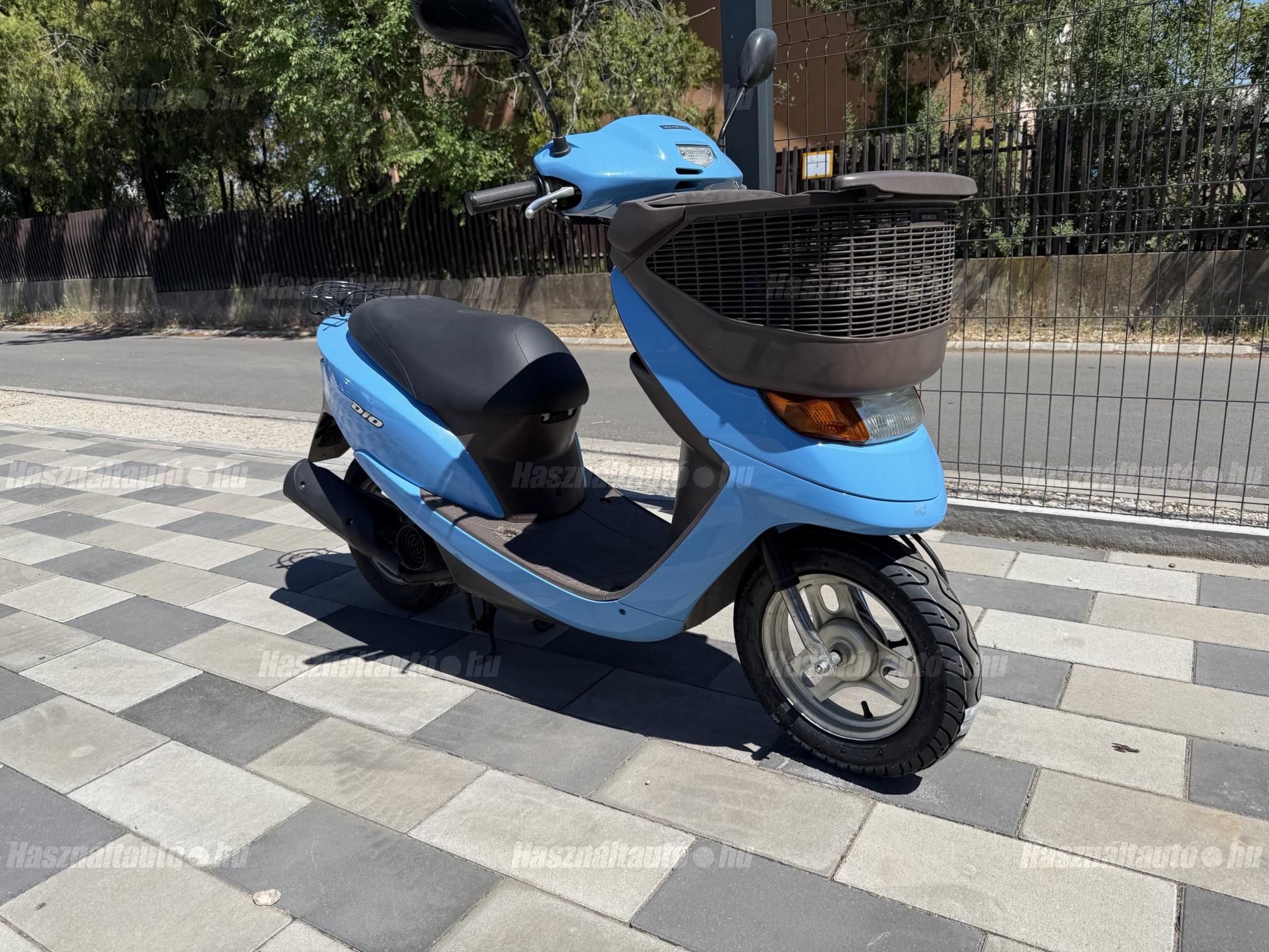 HONDA DIO 2015/6 - 1