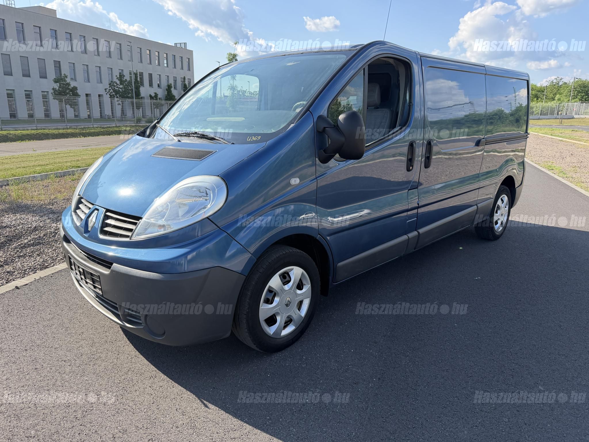 RENAULT TRAFIC 2008/6 - 1