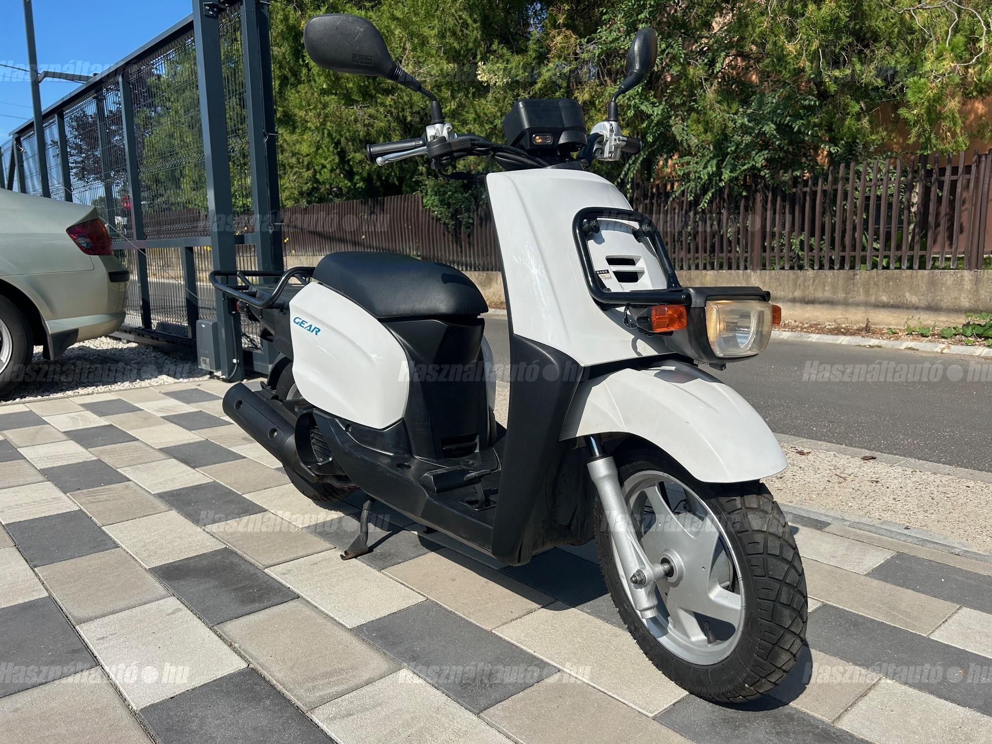 YAMAHA GEAR 50 2016/11 - 1
