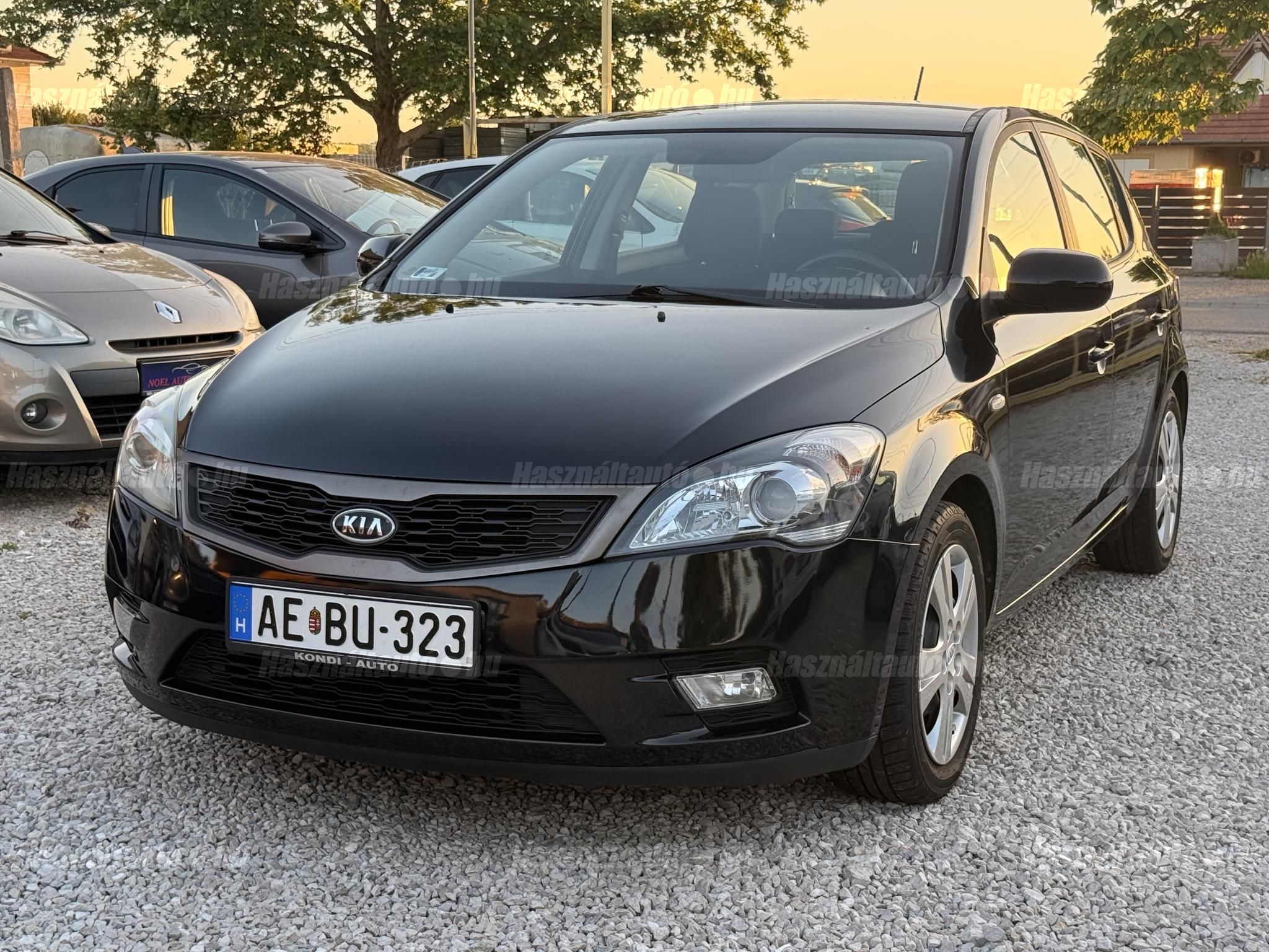 KIA CEE'D 2011/1 - 1