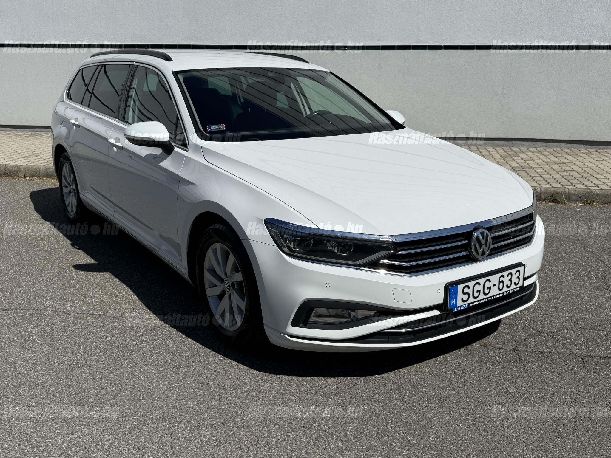 VOLKSWAGEN PASSAT 2020/8 - 1
