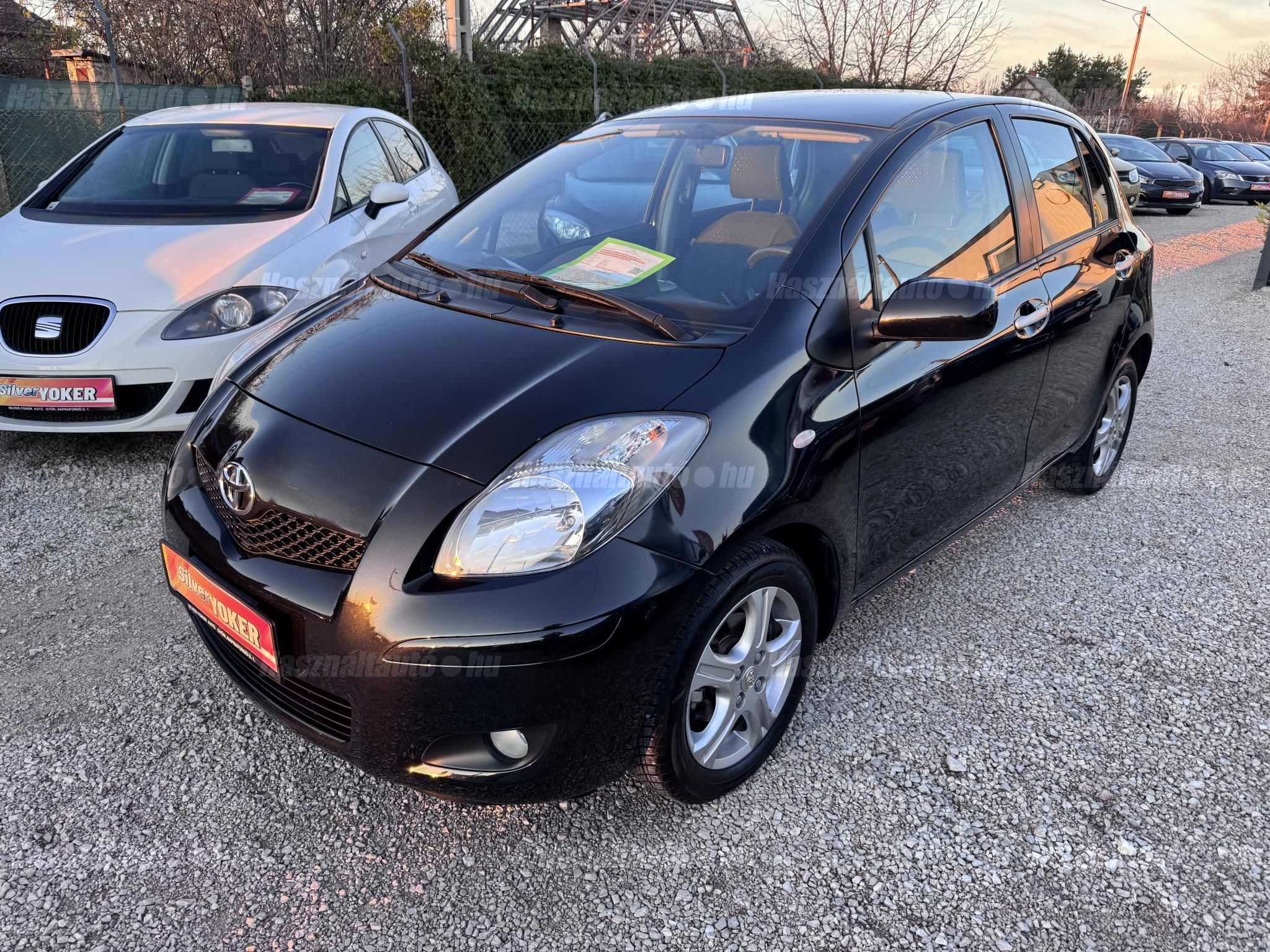 TOYOTA YARIS 2011/11 - 1