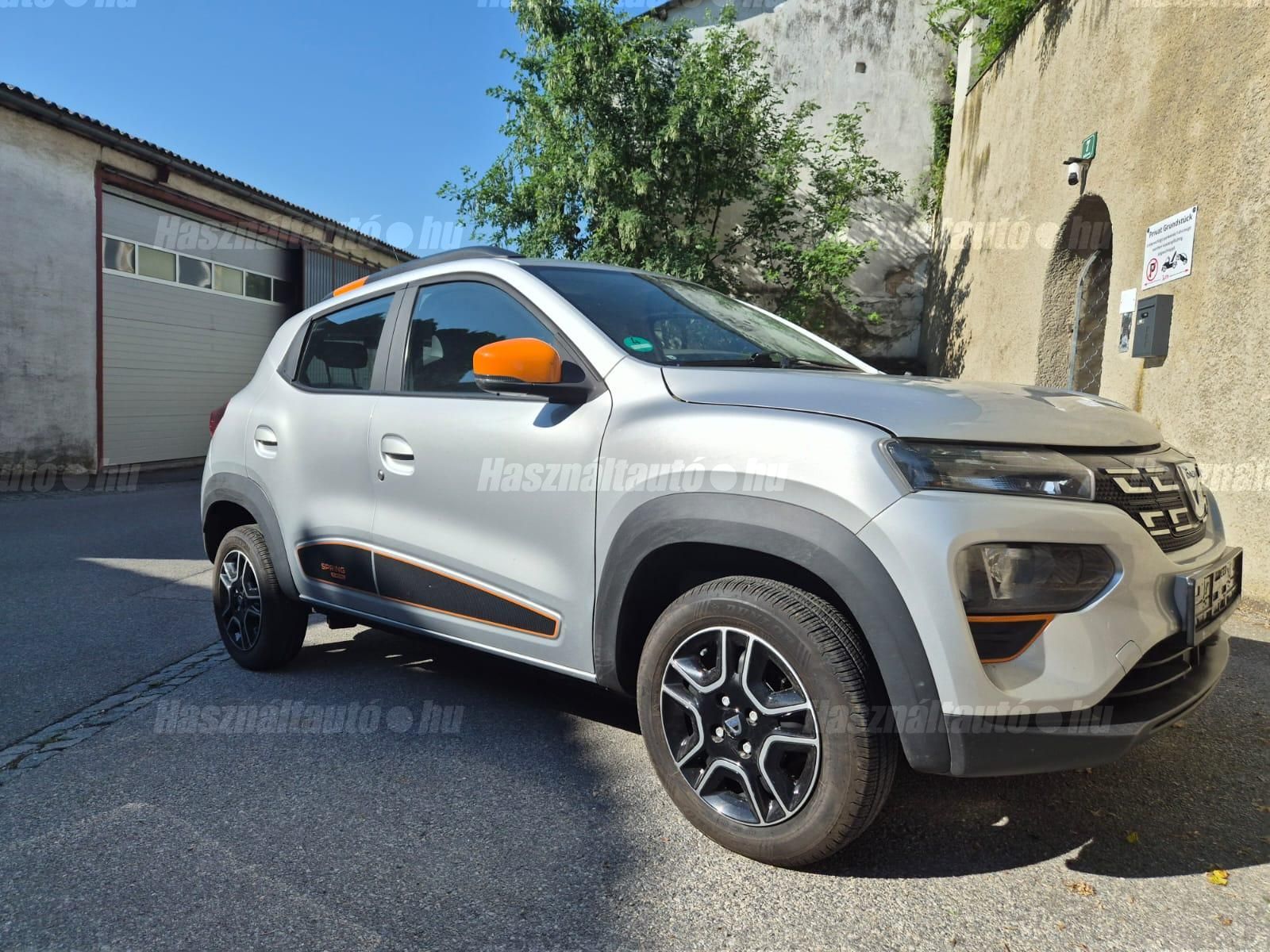 DACIA SPRING 2021/12 - 1