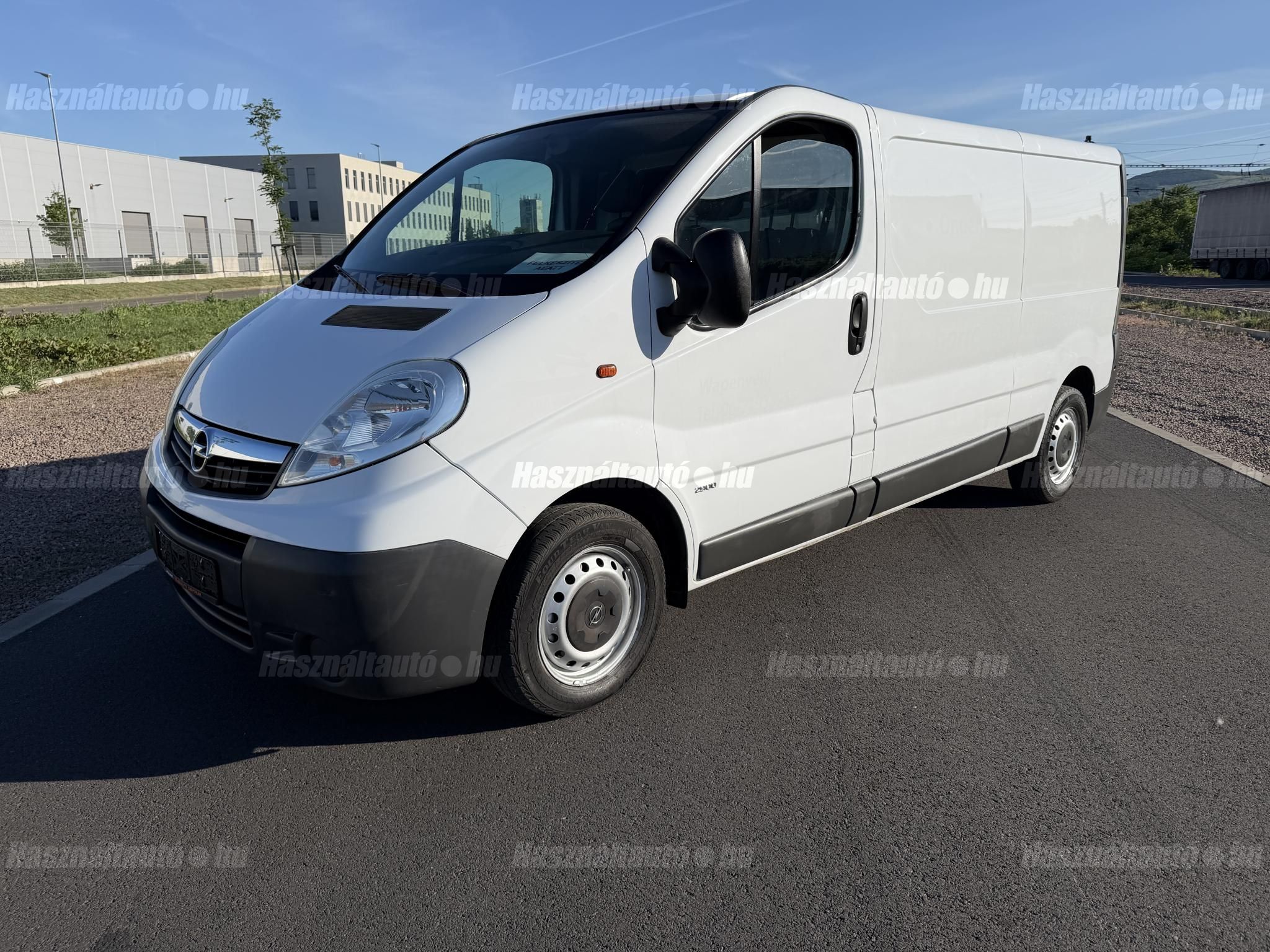 OPEL VIVARO 2007/6 - 1