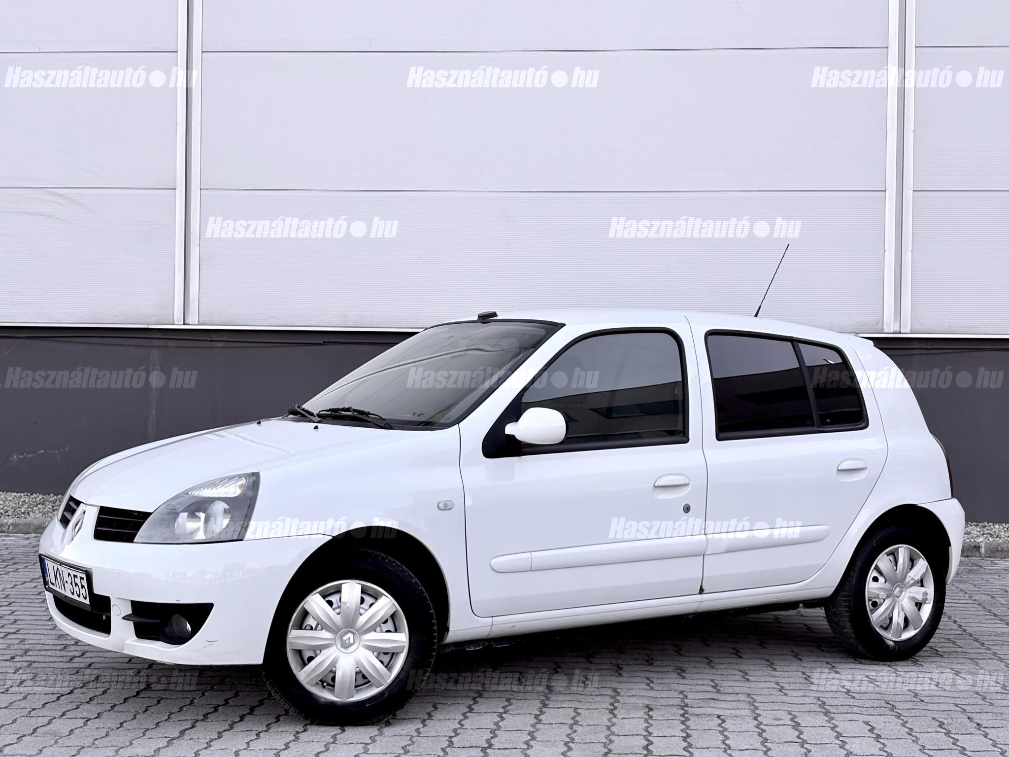 RENAULT CLIO 2008/12 - 1