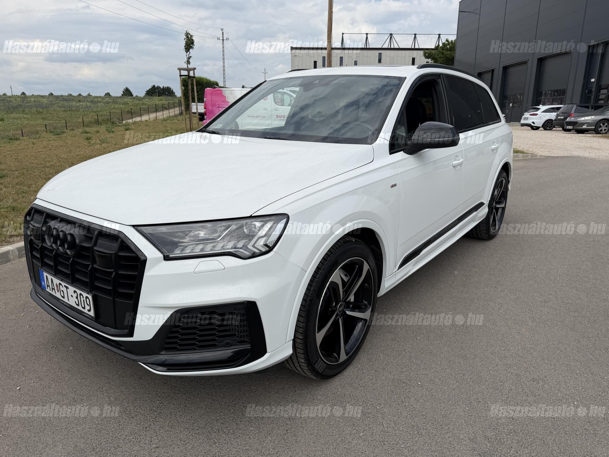 AUDI Q7 2022/11 - 1