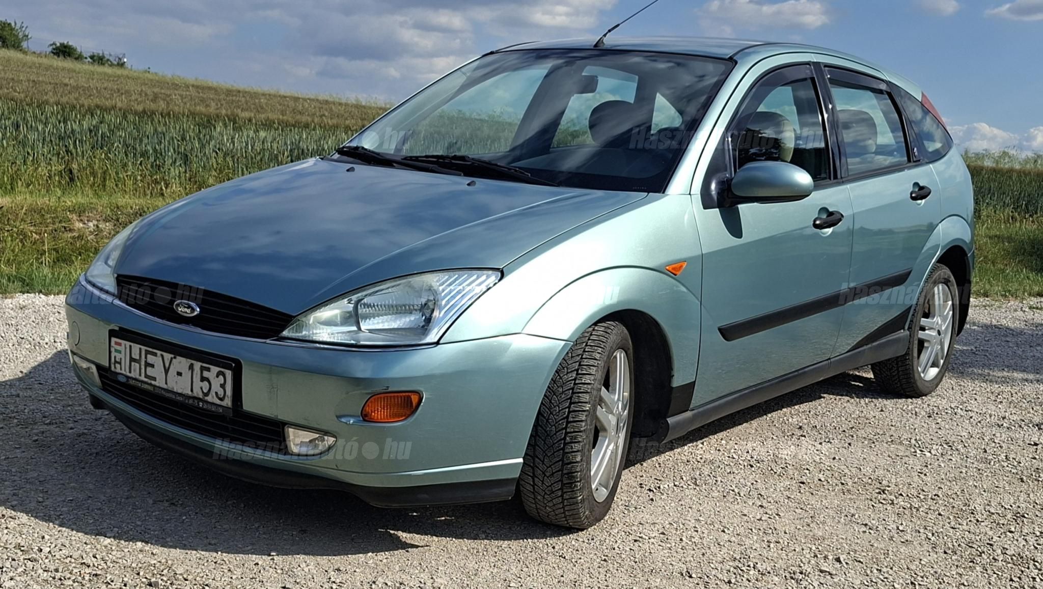 FORD FOCUS 2000/5 - 1