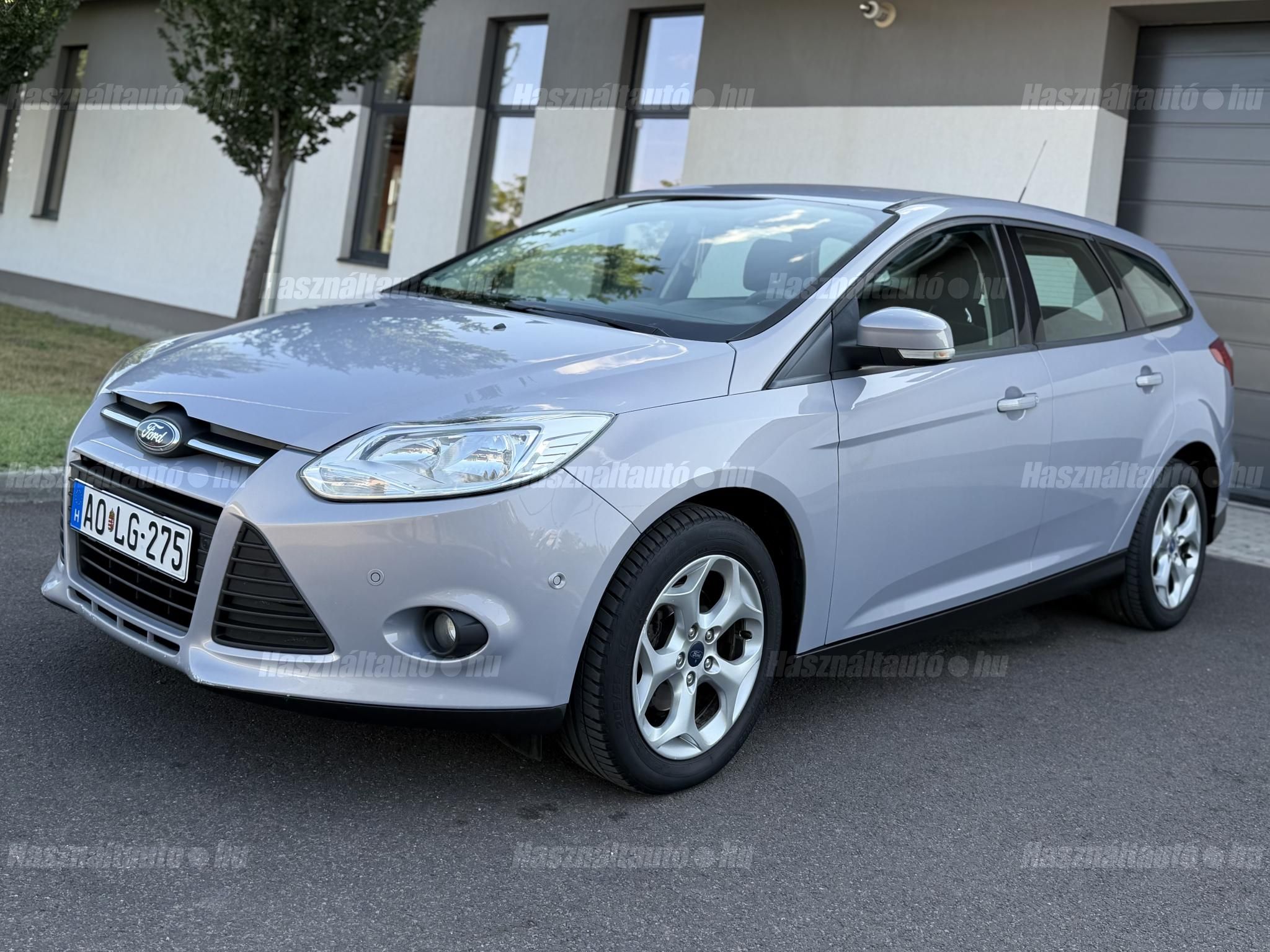 FORD FOCUS 2011/6 - 1