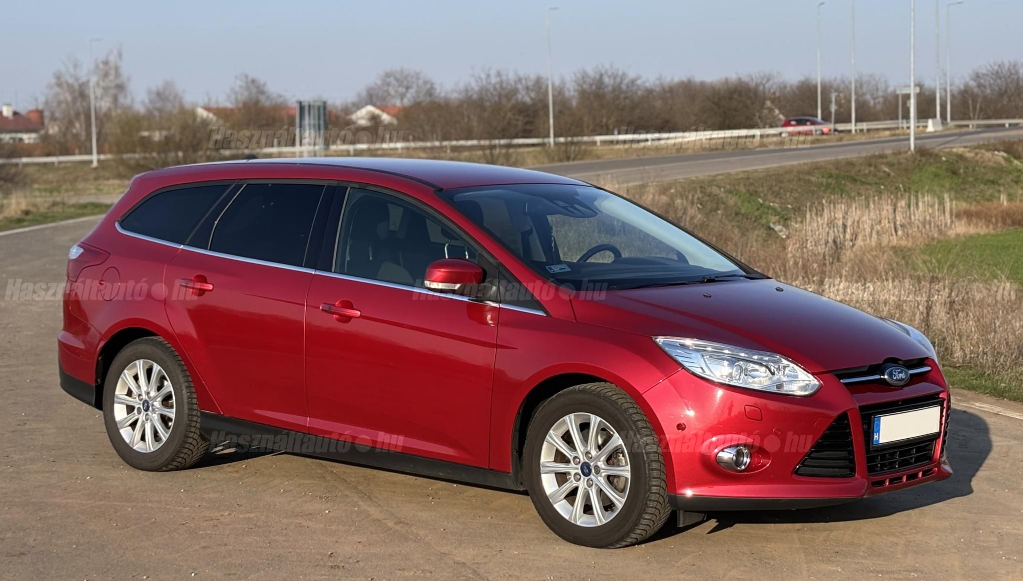 FORD FOCUS 2011/12 - 1