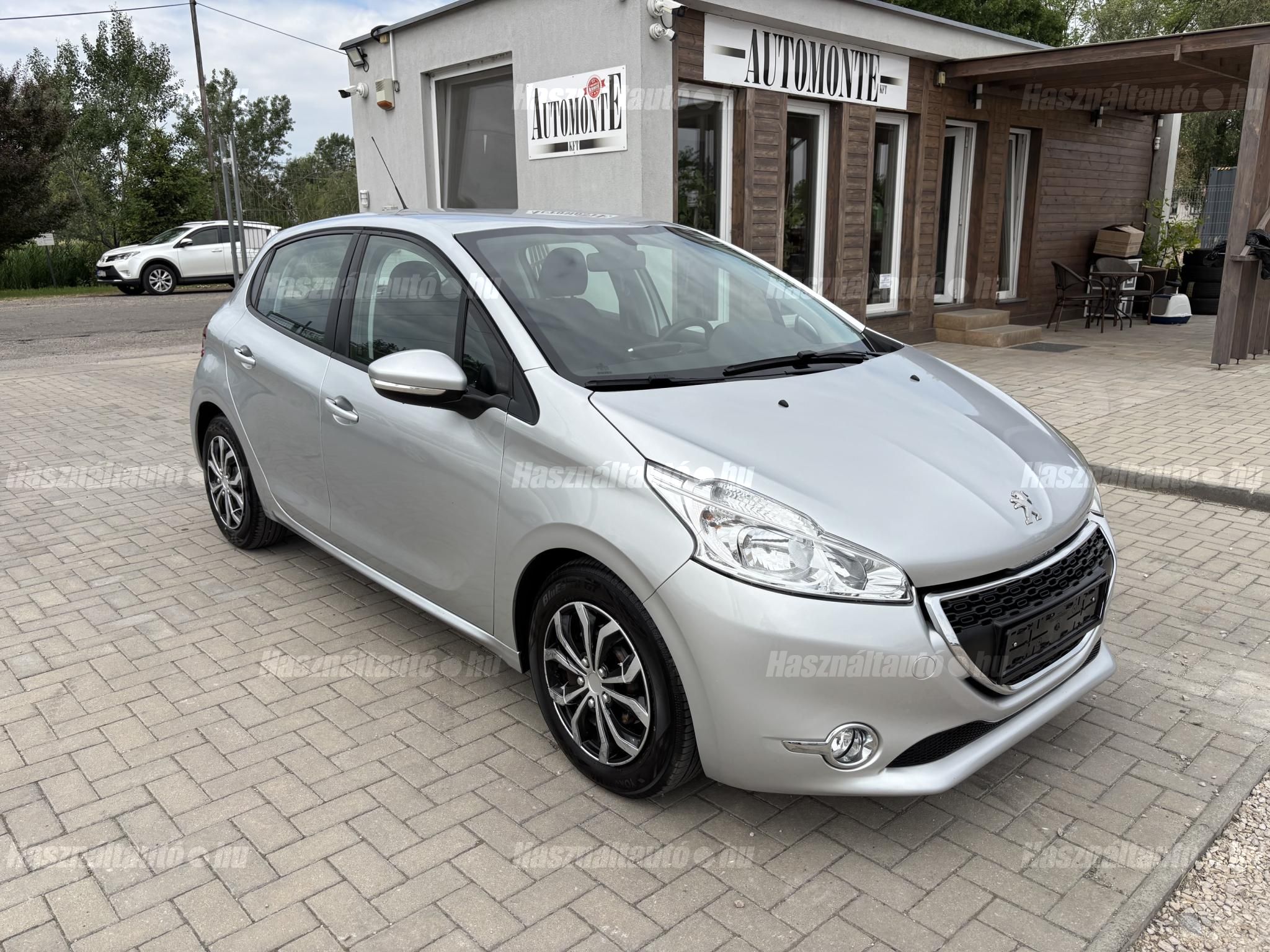 PEUGEOT 208 2012/6 - 1