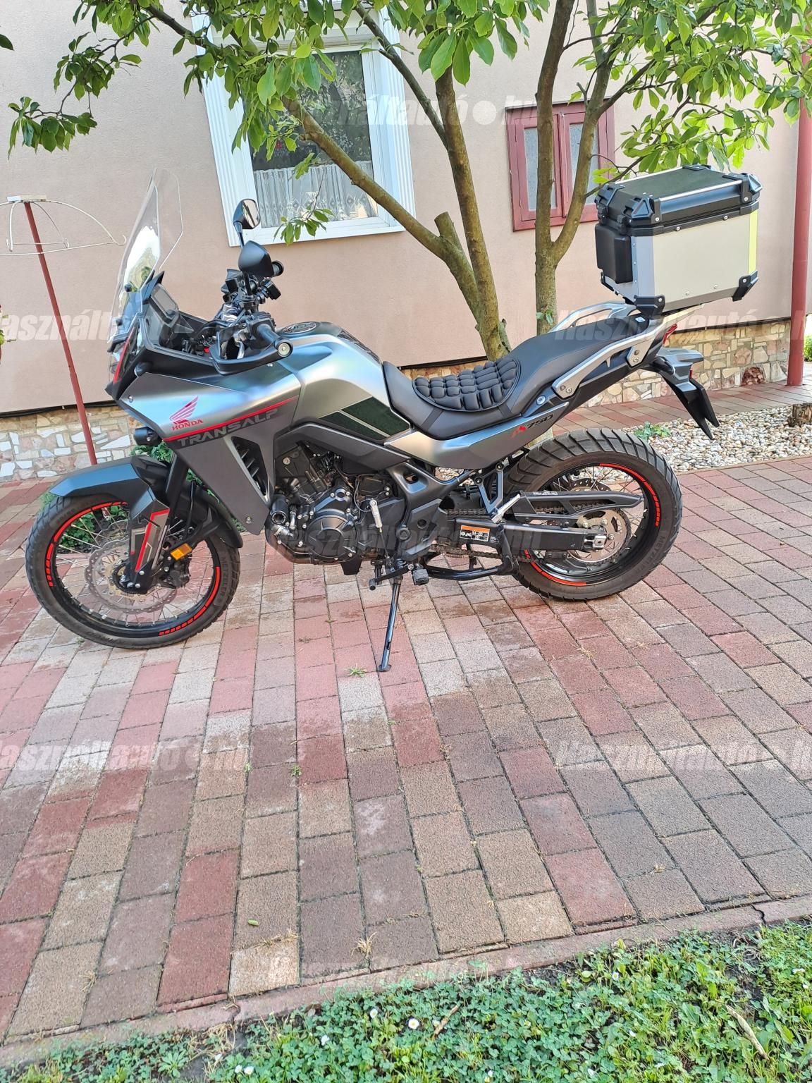 HONDA XL 750 2023 - 1