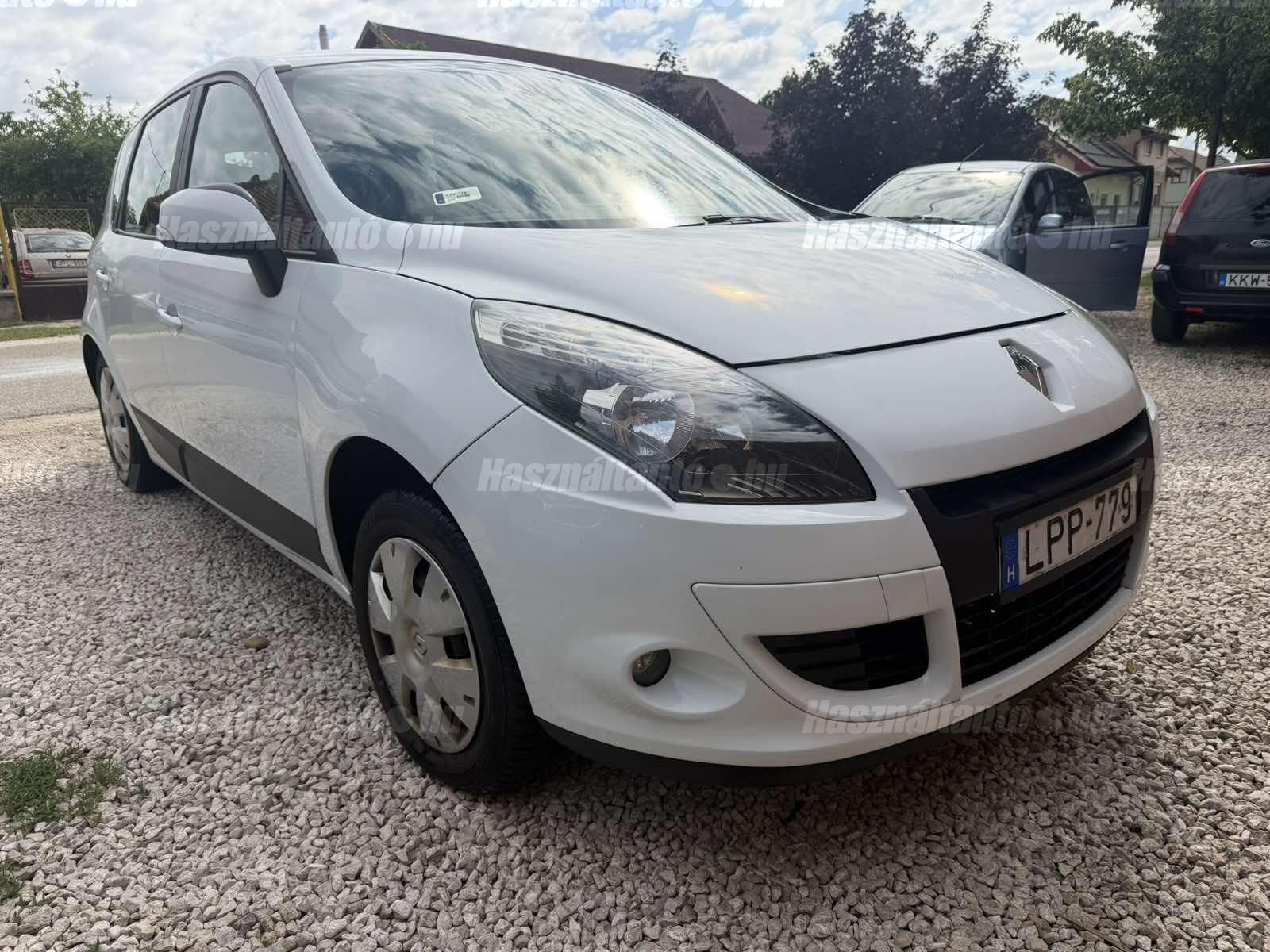 RENAULT SCENIC 2010/2 - 1