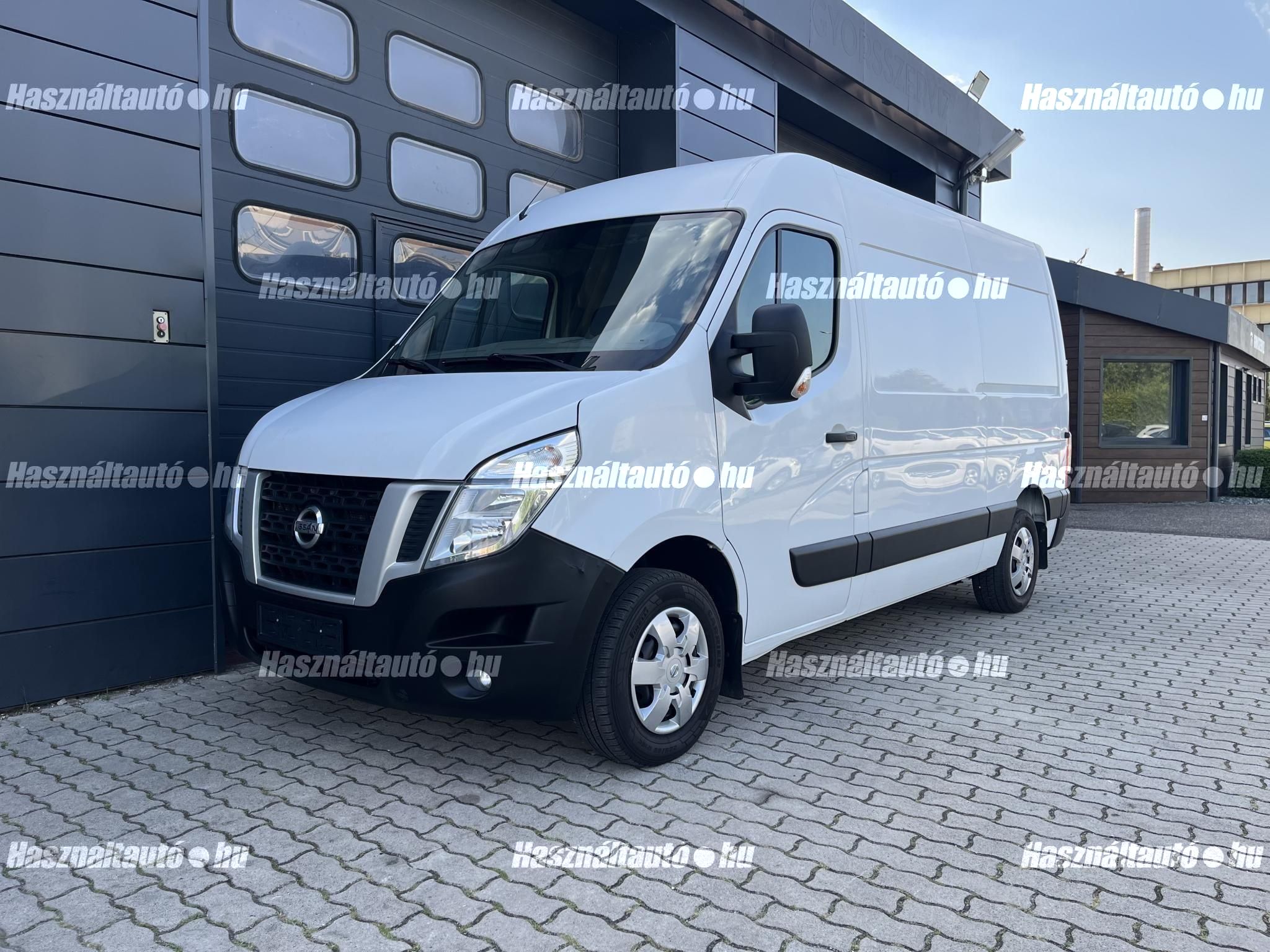 NISSAN NV400 2017/8 - 1