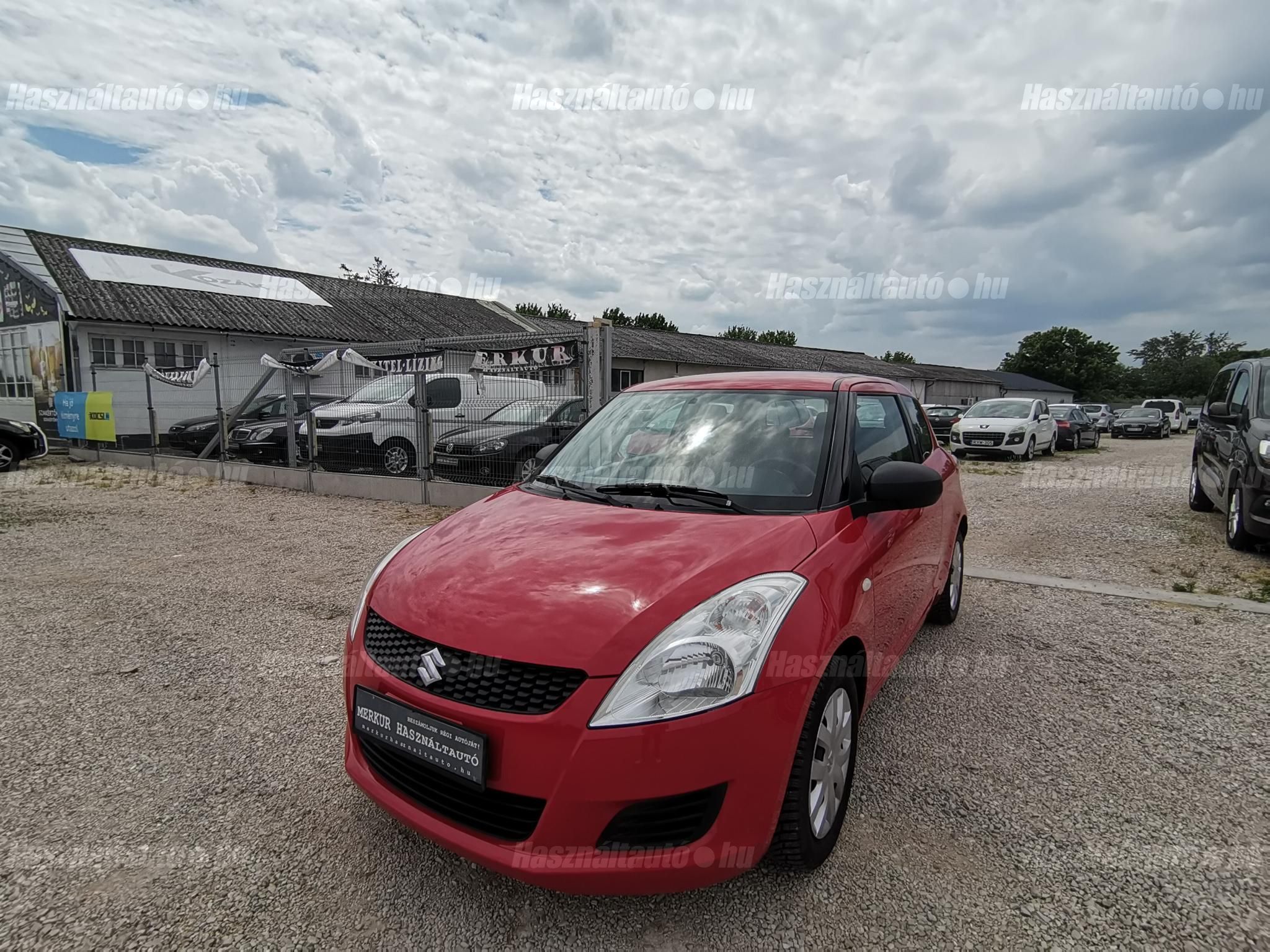 SUZUKI SWIFT 2011/3 - 1