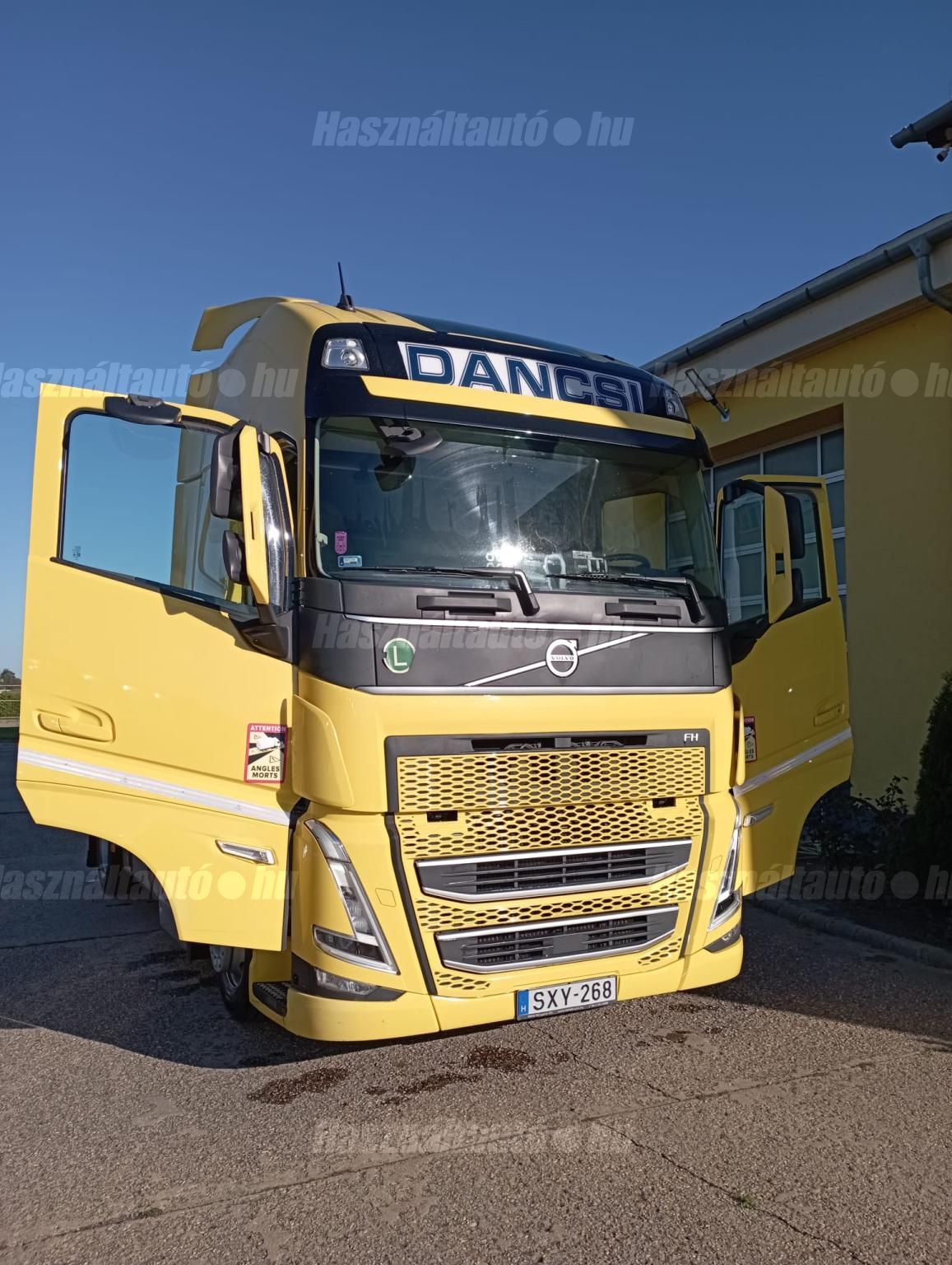 VOLVO 2021/10 - 1