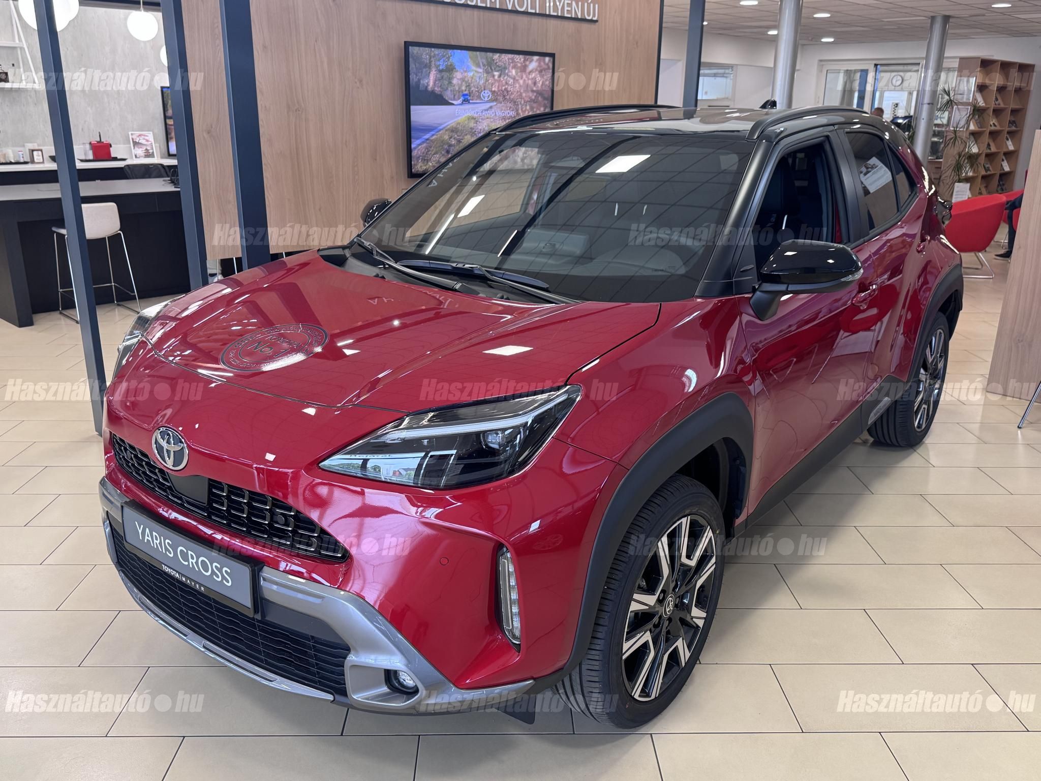 TOYOTA YARIS CROSS 2026/5 - 1