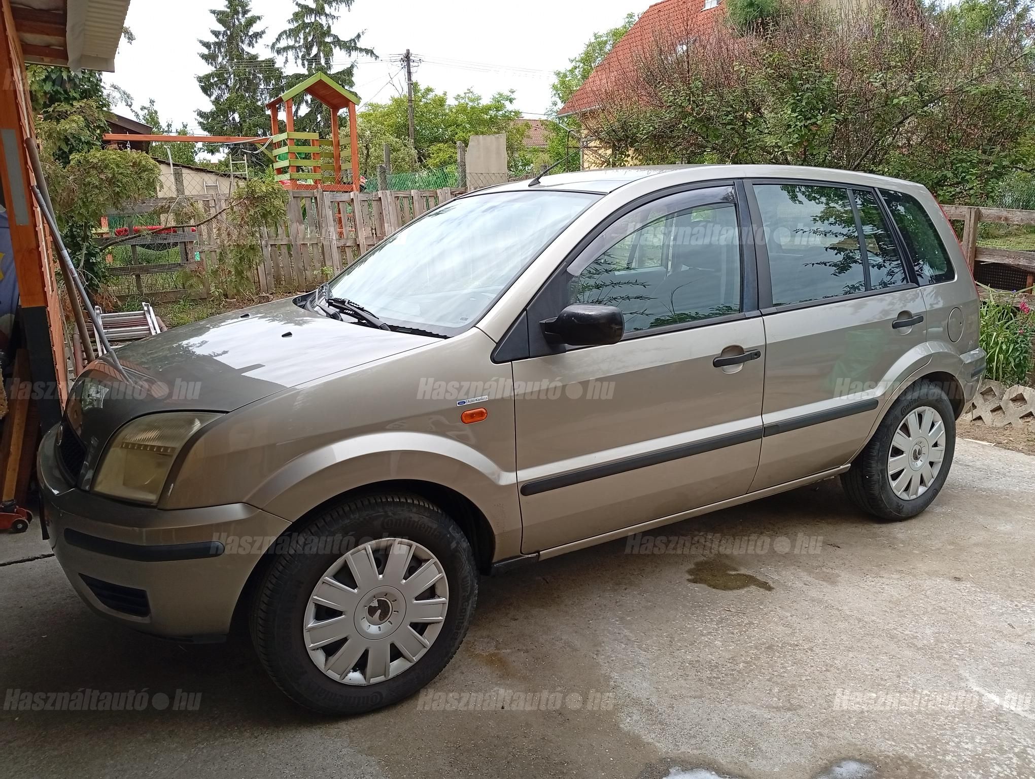 FORD FUSION 2004/4 - 1