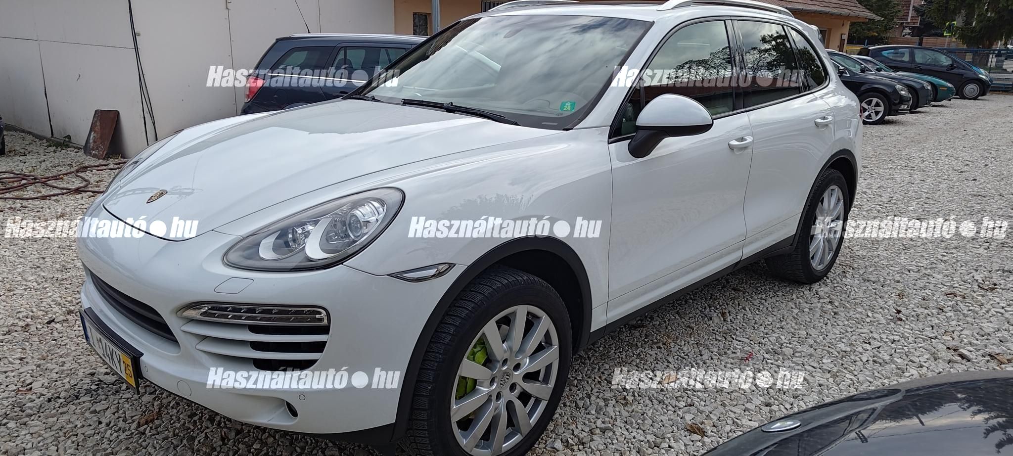 PORSCHE CAYENNE 2014/6 - 1