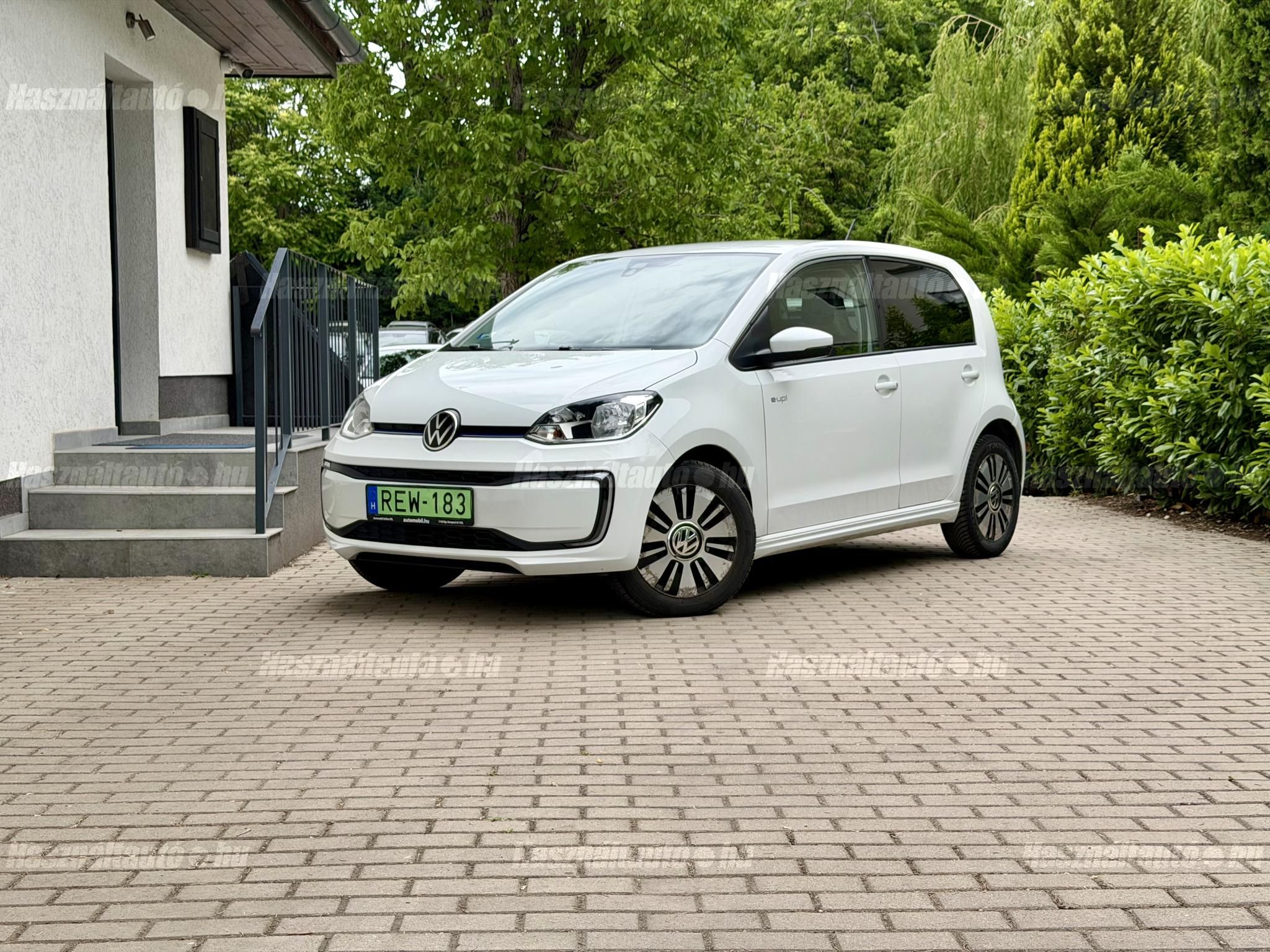 VOLKSWAGEN UP 2018/11 - 1