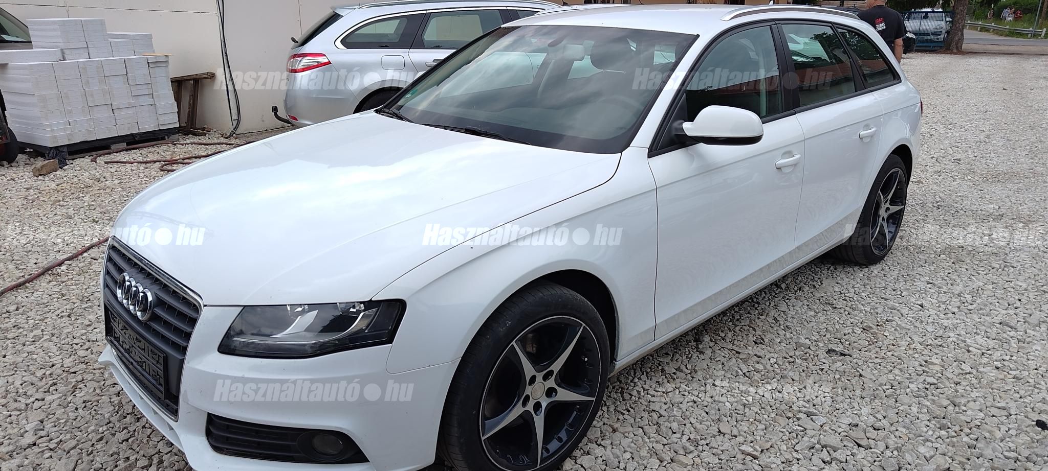AUDI A4 2011/10 - 1