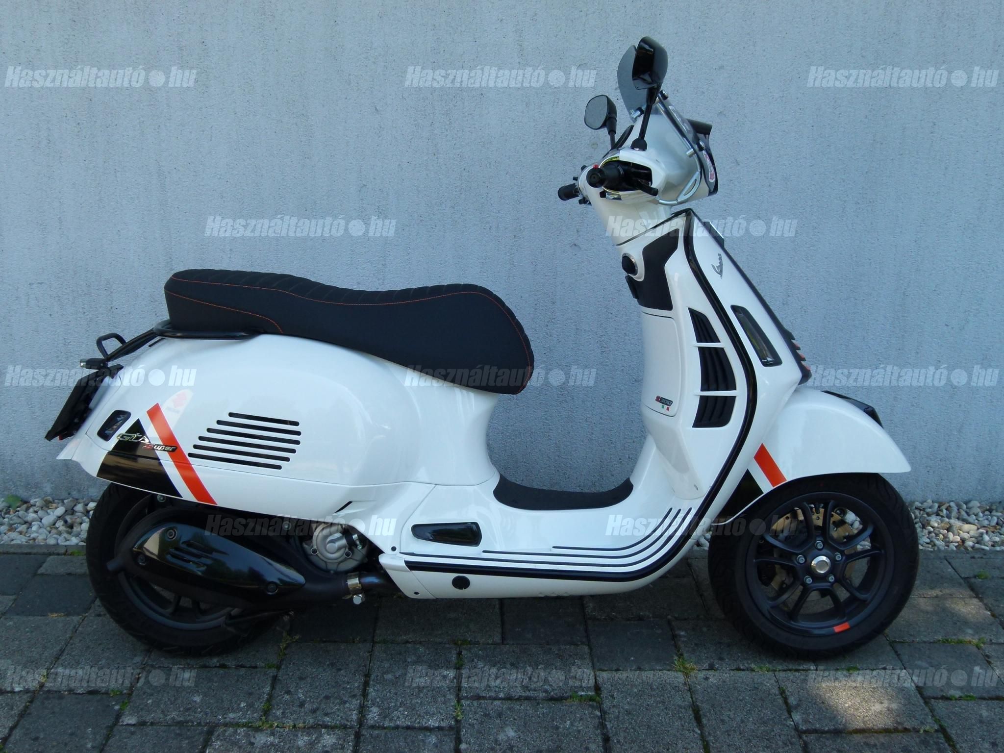 VESPA GTS 2024/5 - 1
